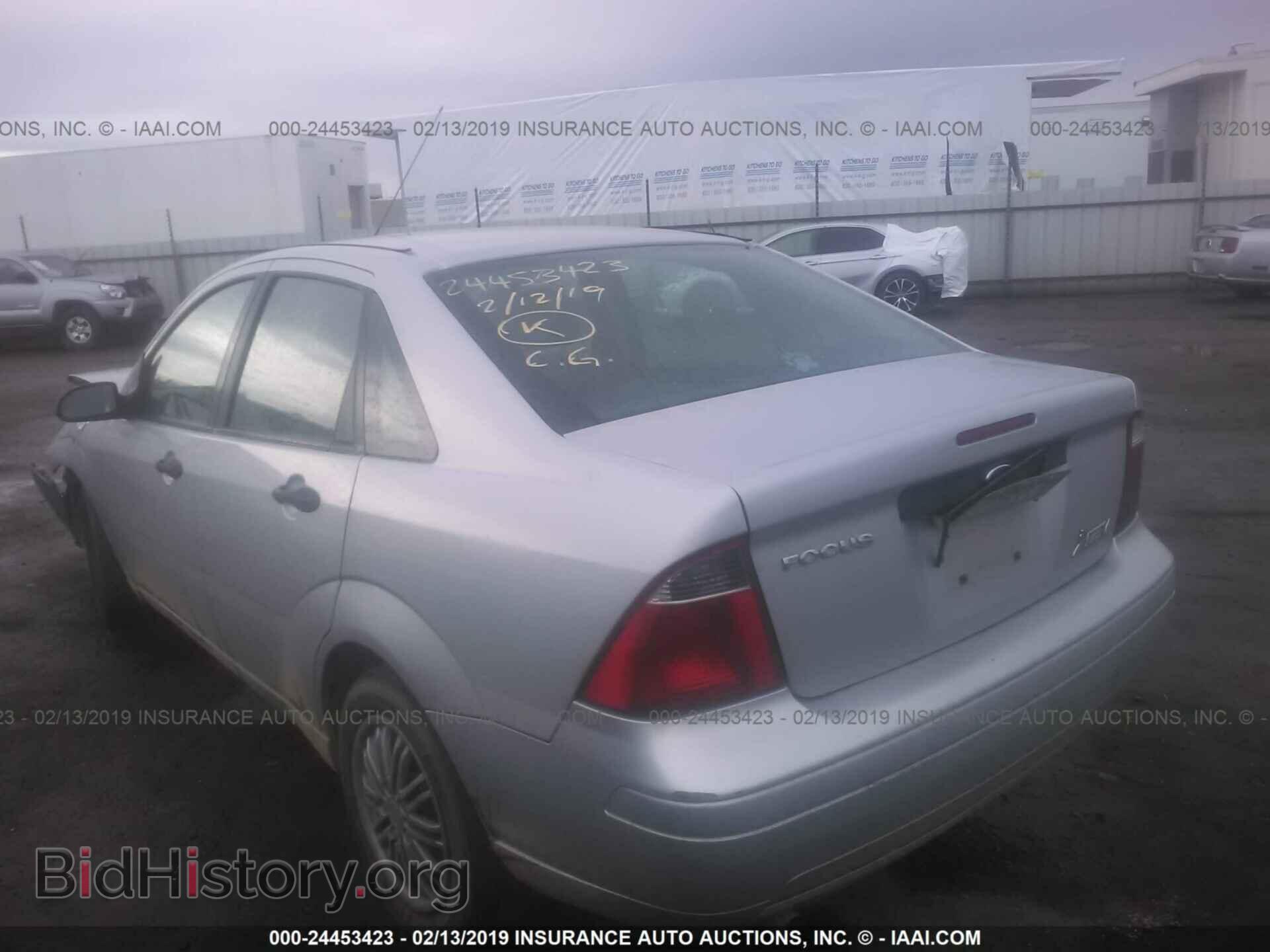 2007 FORD FOCUS - VIN: 1FAFP34N27W263200 - Фото 3