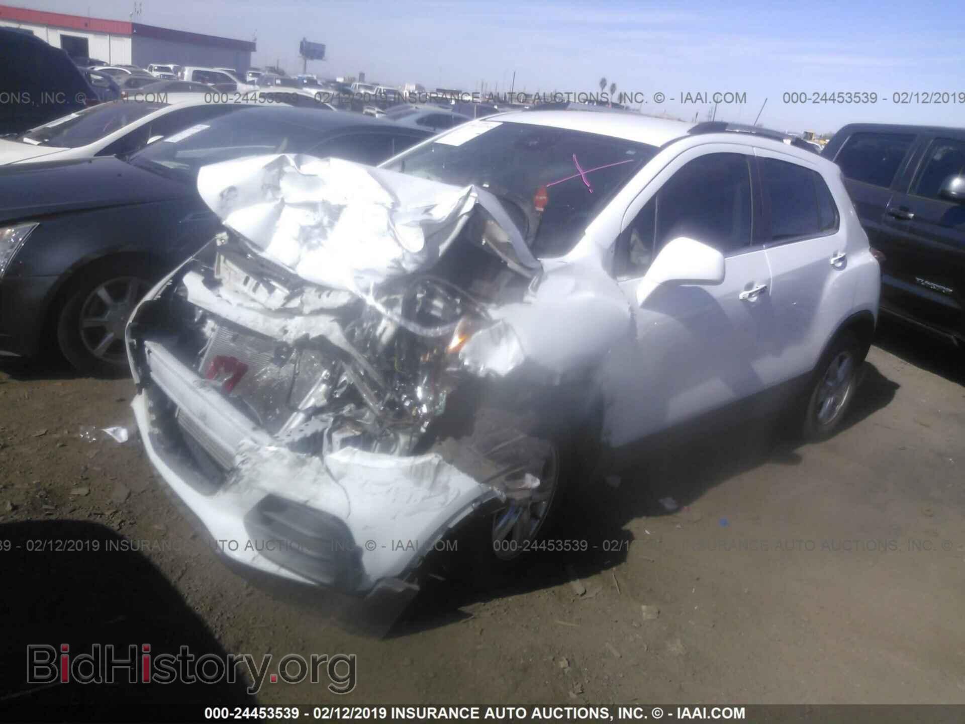 2017 CHEVROLET TRAX - VIN: KL7CJLSB2HB075855 - Фото 2