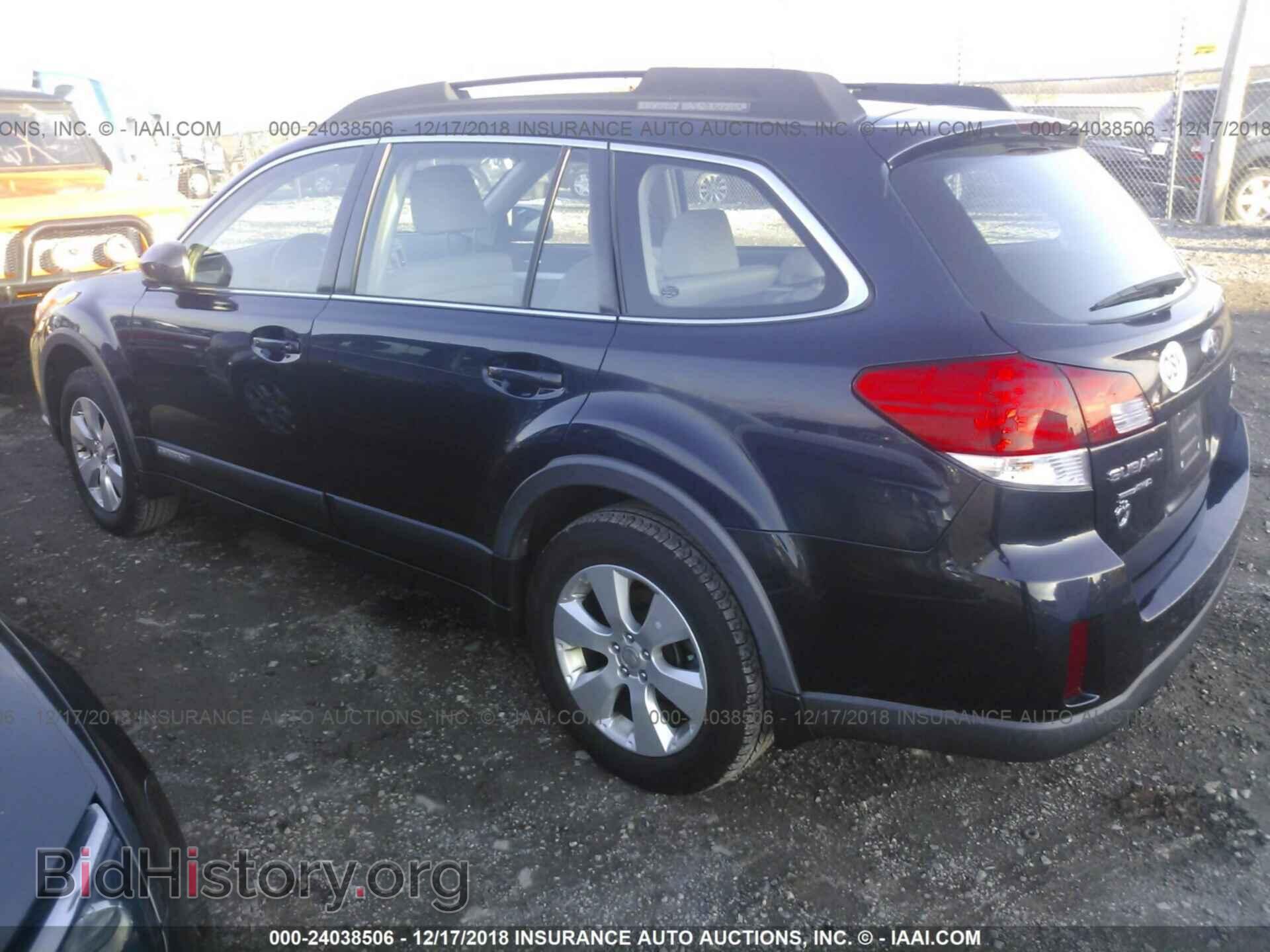 2012 SUBARU OUTBACK - VIN: 4S4BRBAC3C3246137 - Фото 3