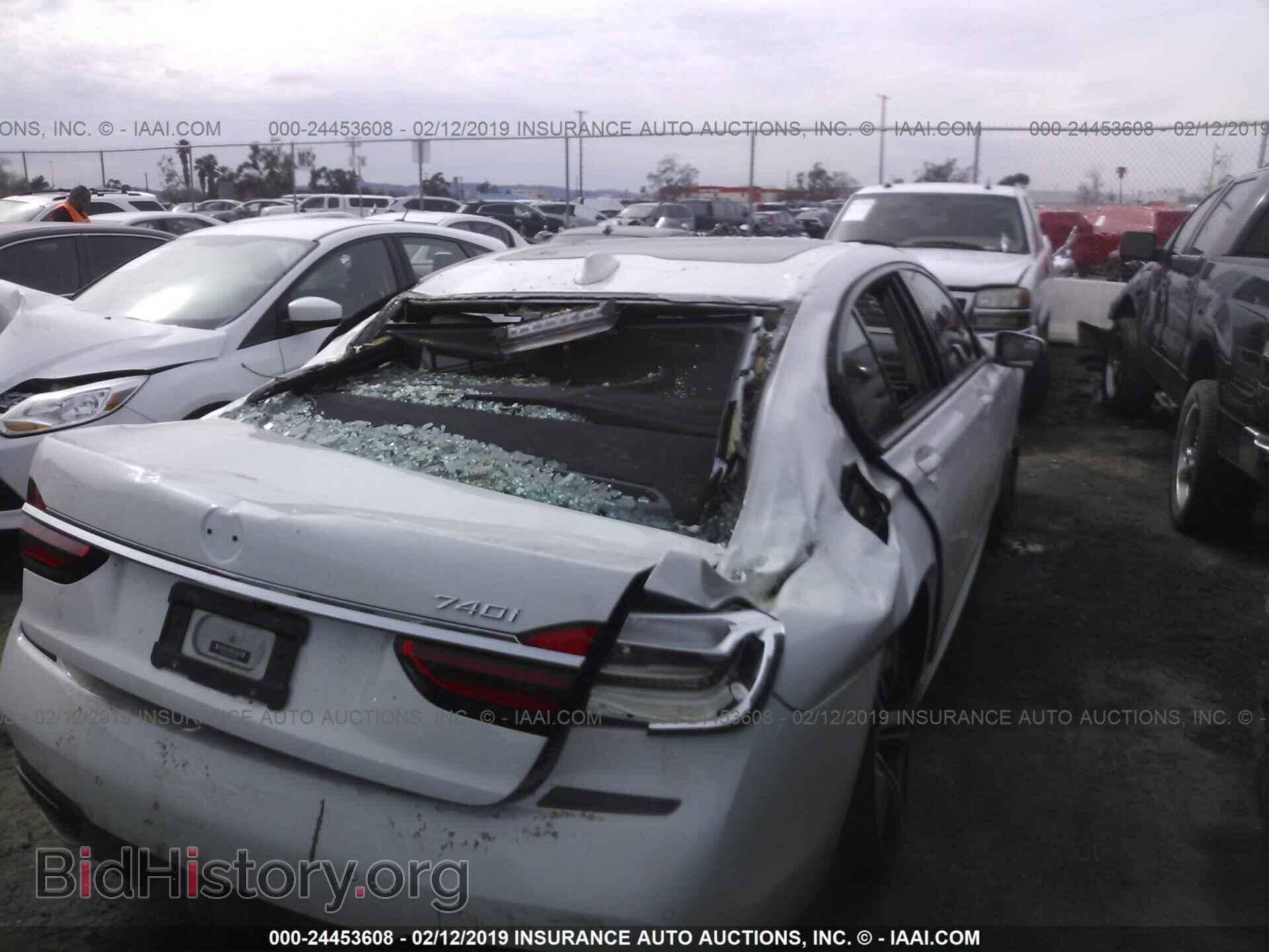 2016 BMW 740 - VIN: WBA7E2C58GG738971 - Фото 6