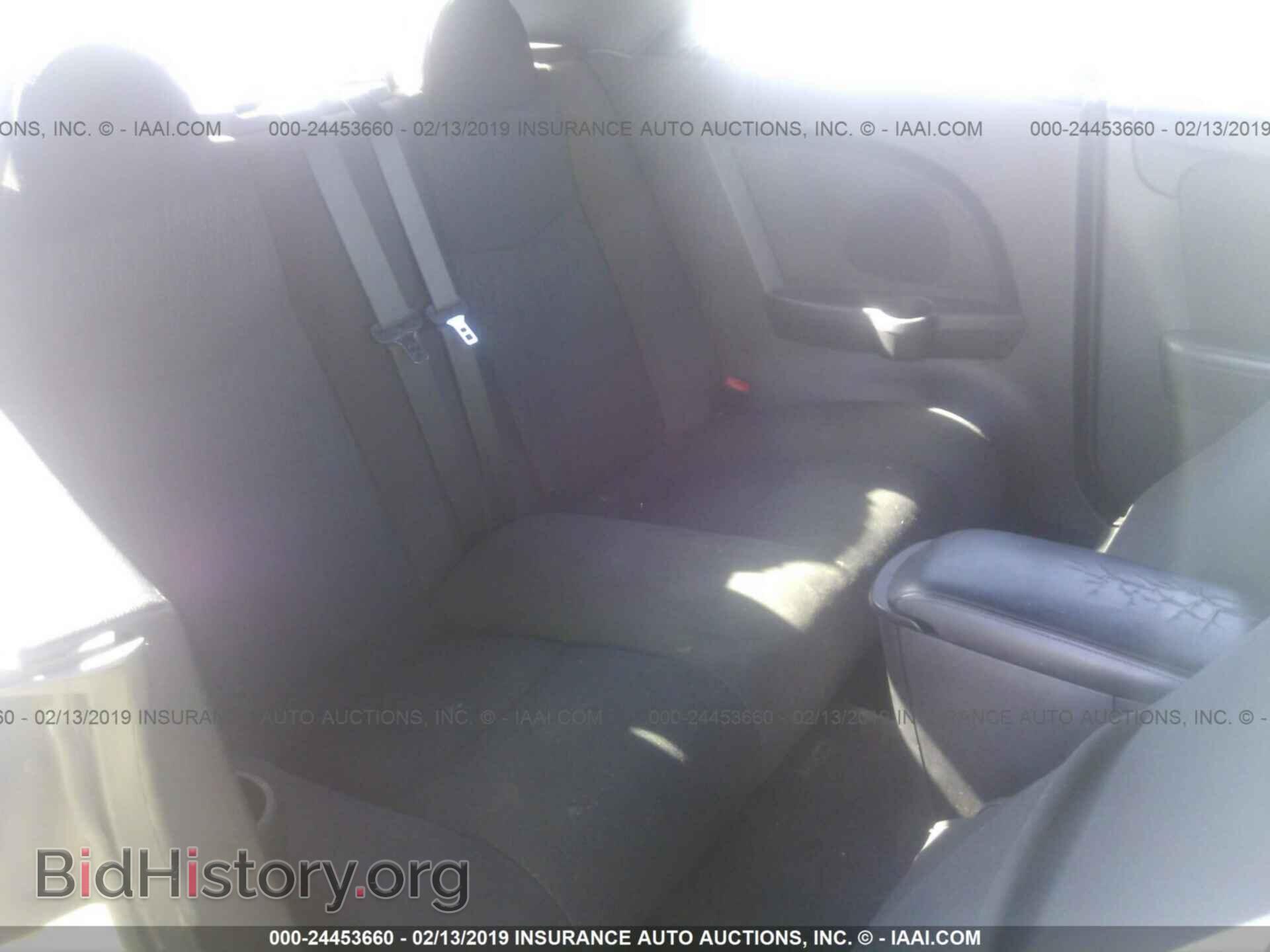 2011 CHRYSLER 200 - VIN: 1C3BC2EBXBN597450 - Фото 8