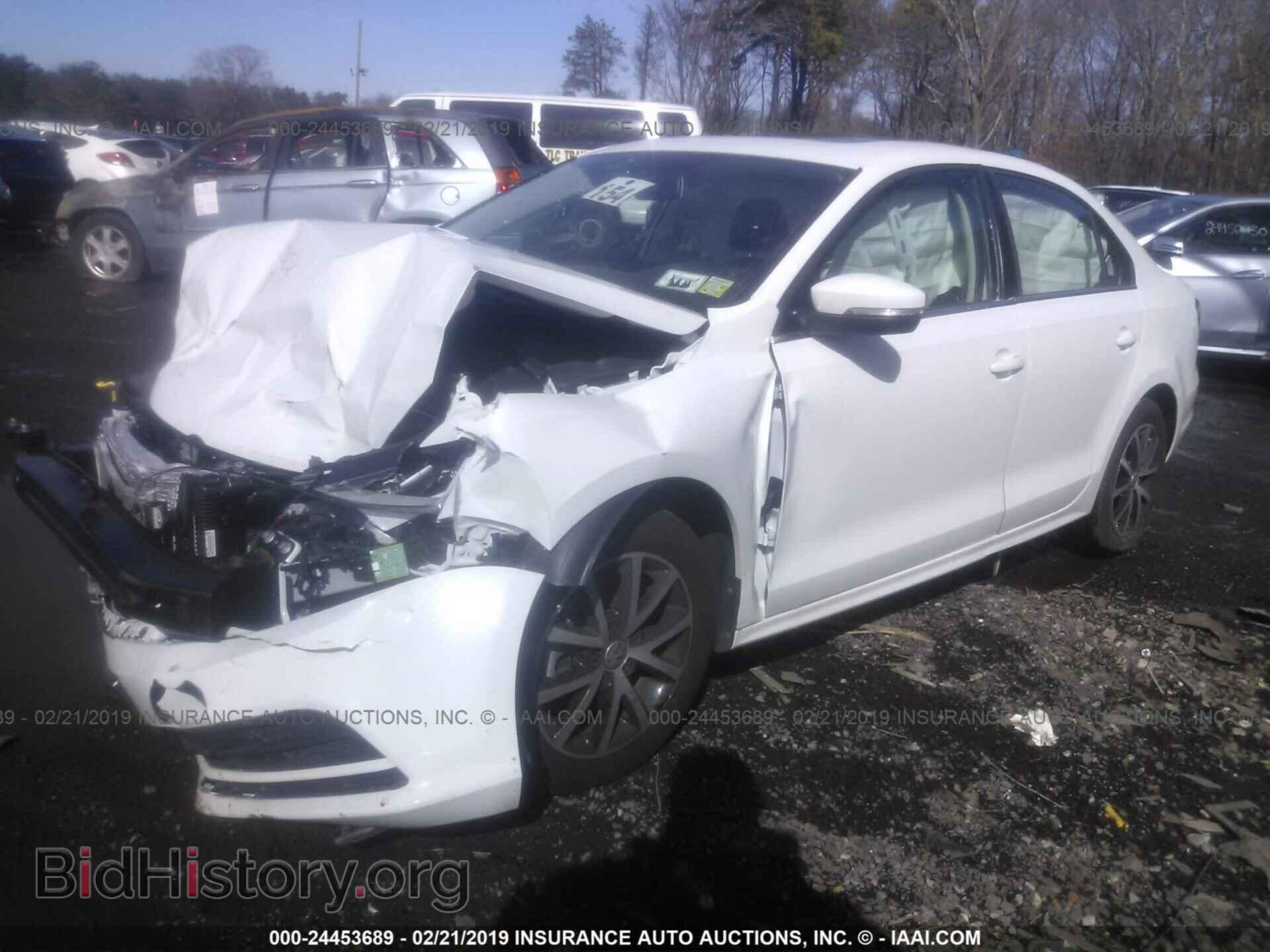 2017 VOLKSWAGEN JETTA - VIN: 3VWDB7AJ3HM345556 - Фото 2