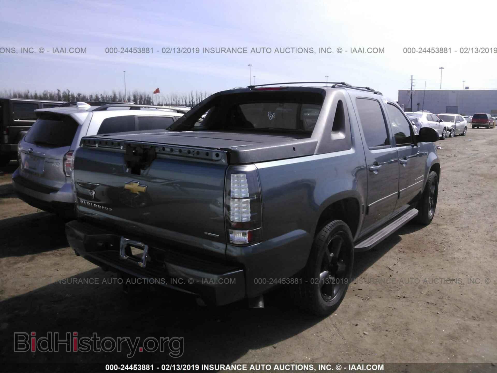 2011 CHEVROLET AVALANCHE - VIN: 3GNMCEE04BG162878 - Фото 4