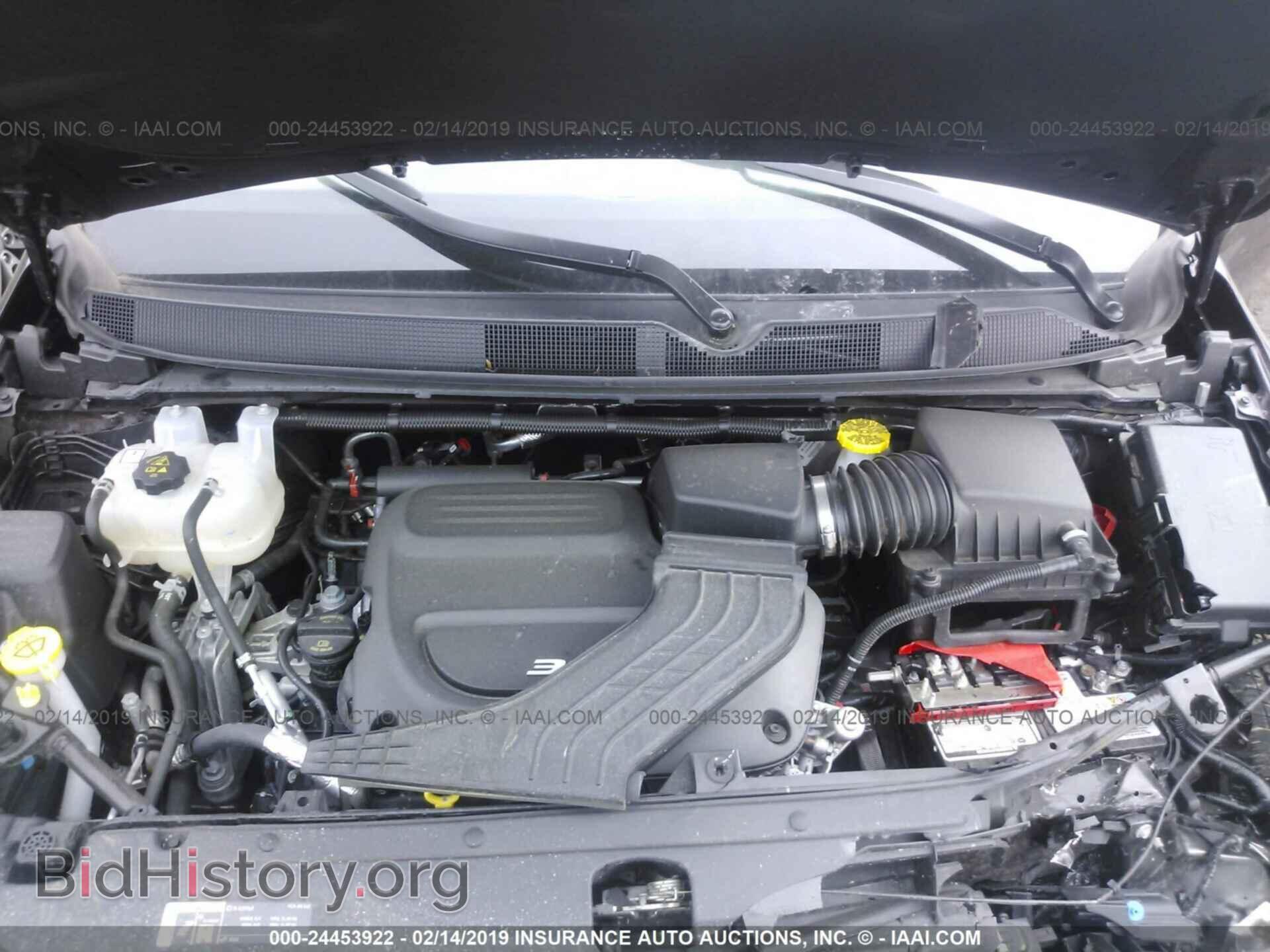 2018 CHRYSLER PACIFICA - VIN: 2C4RC1FG9JR279366 - Фото 10
