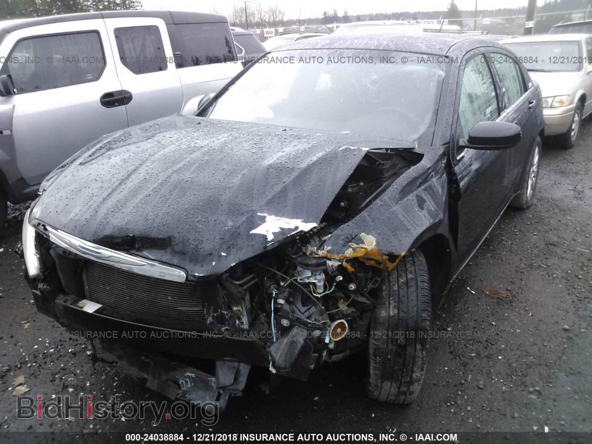 2013 CHRYSLER 200 - VIN: 1C3CCBAB9DN609424 - Фото 2