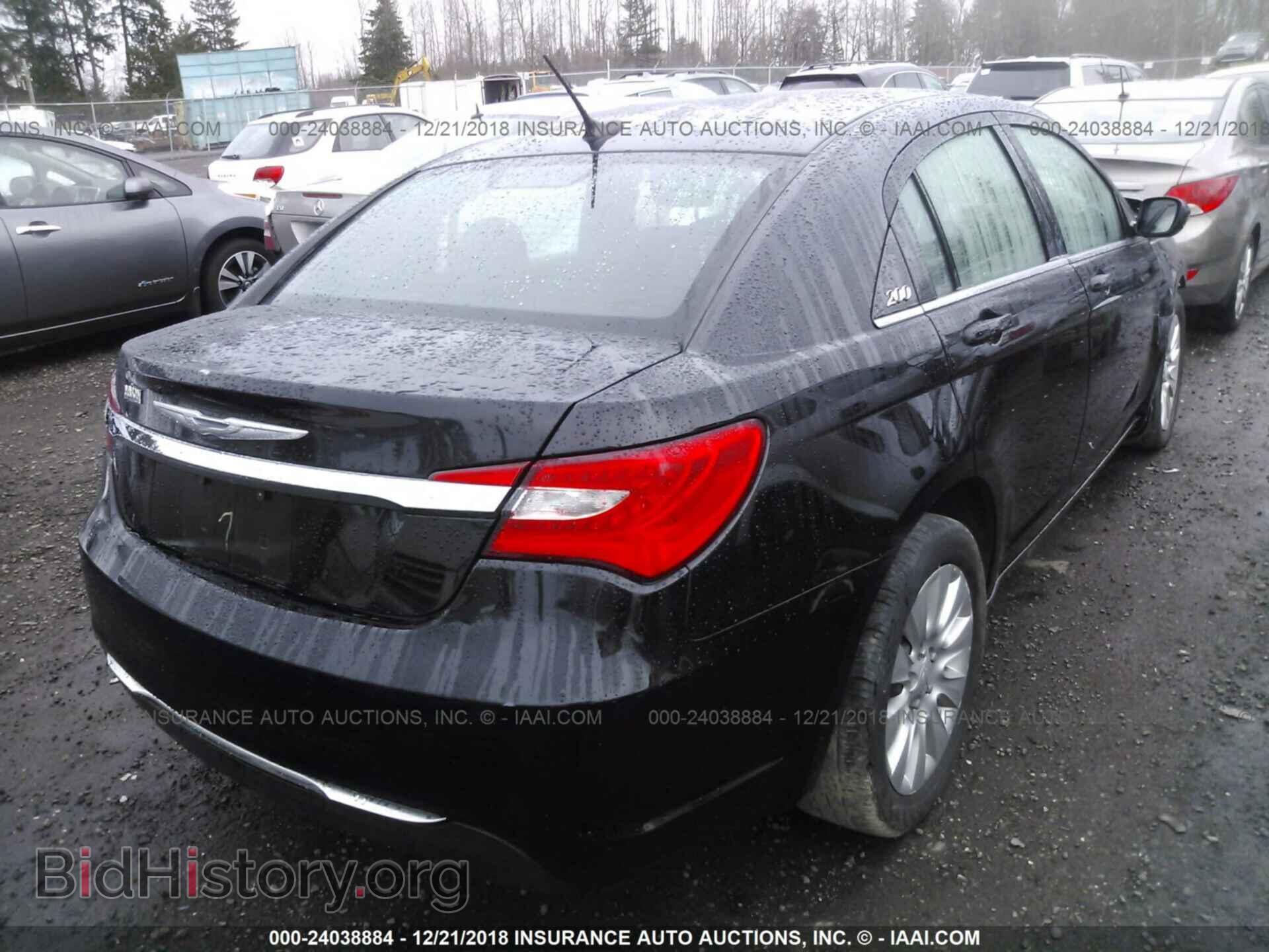 2013 CHRYSLER 200 - VIN: 1C3CCBAB9DN609424 - Фото 4