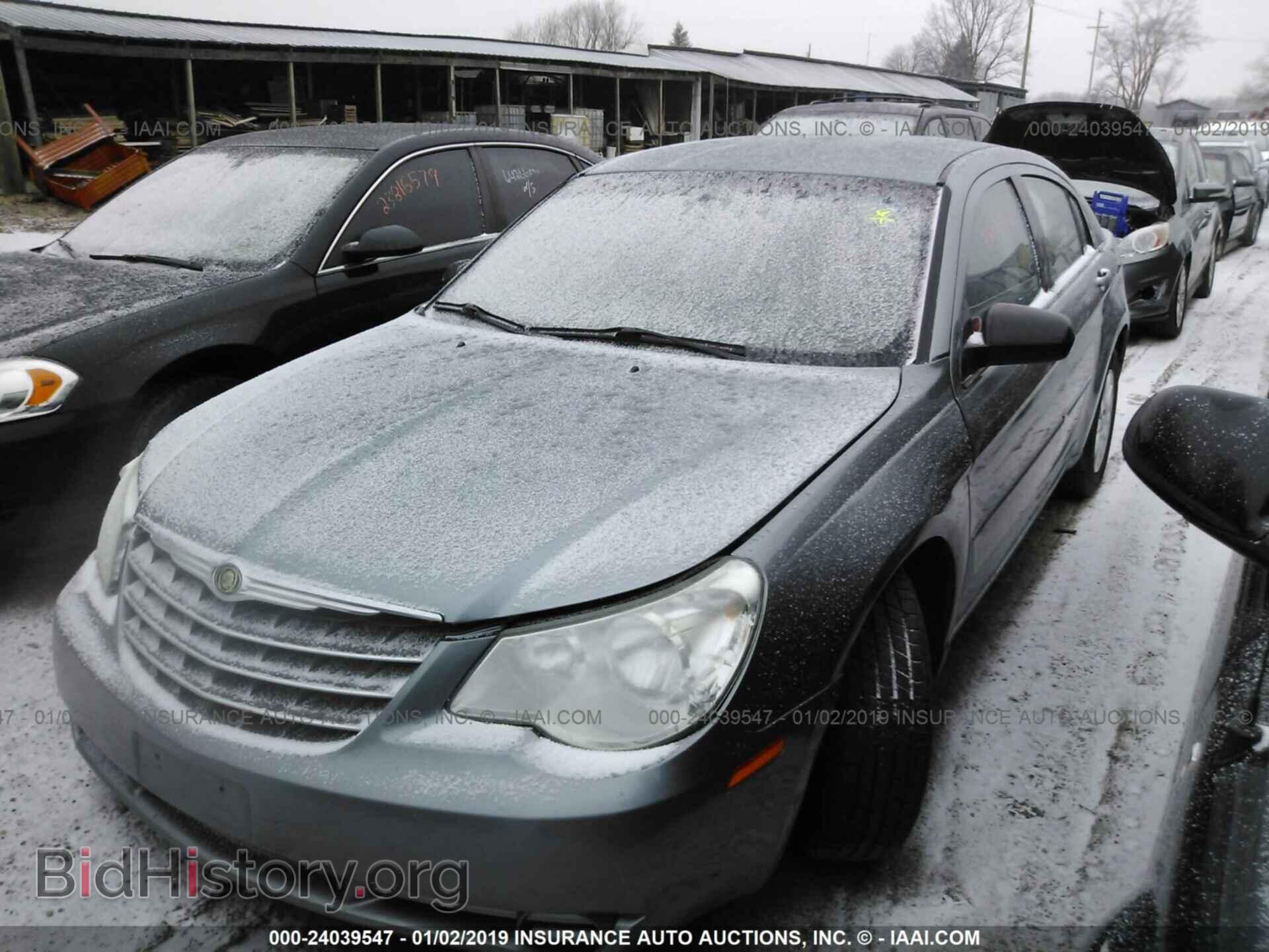 2010 CHRYSLER SEBRING - VIN: 1C3CC4FD0AN178778 - Фото 2