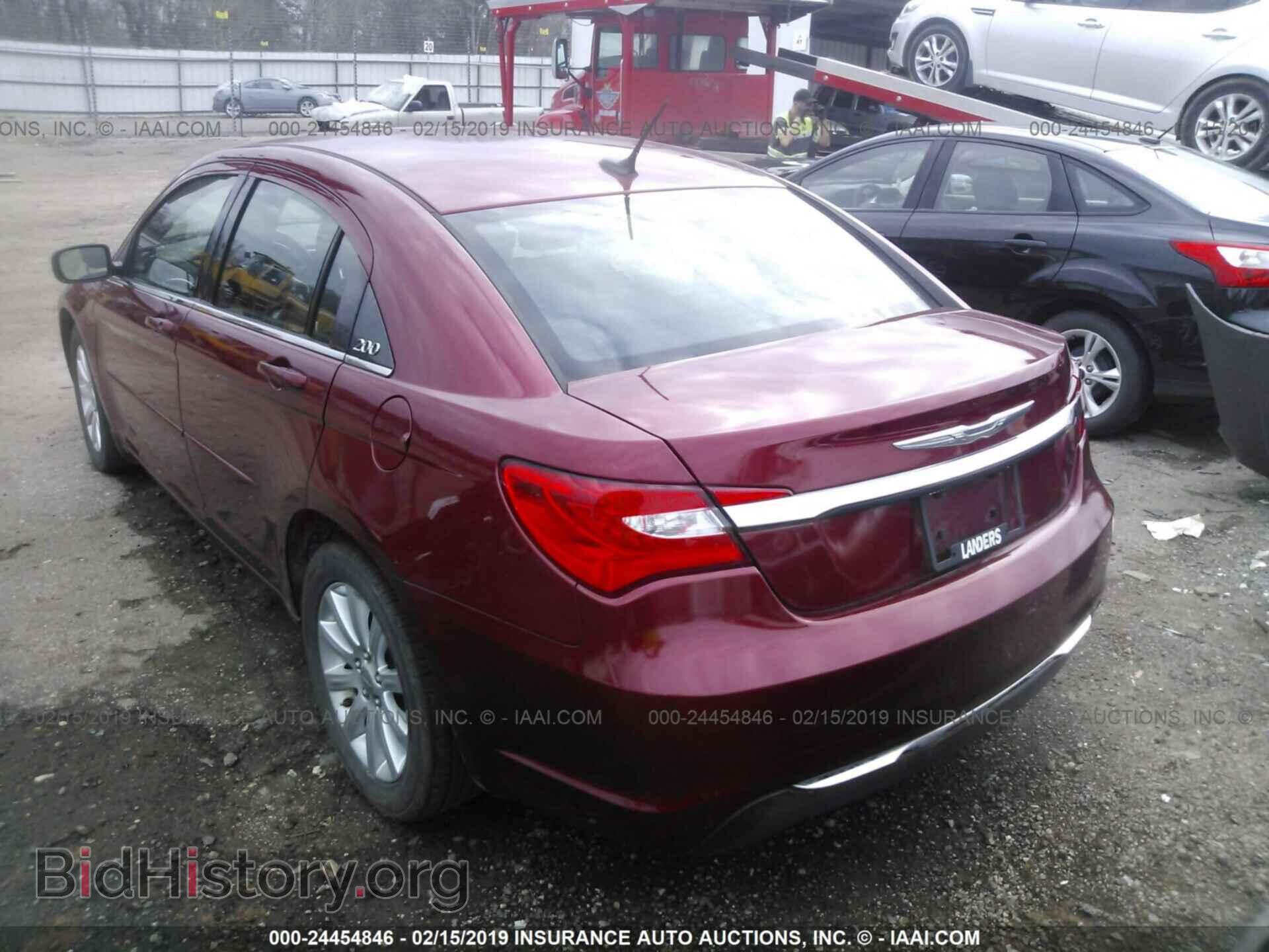 2014 CHRYSLER 200 - VIN: 1C3CCBBB3EN204241 - Фото 3