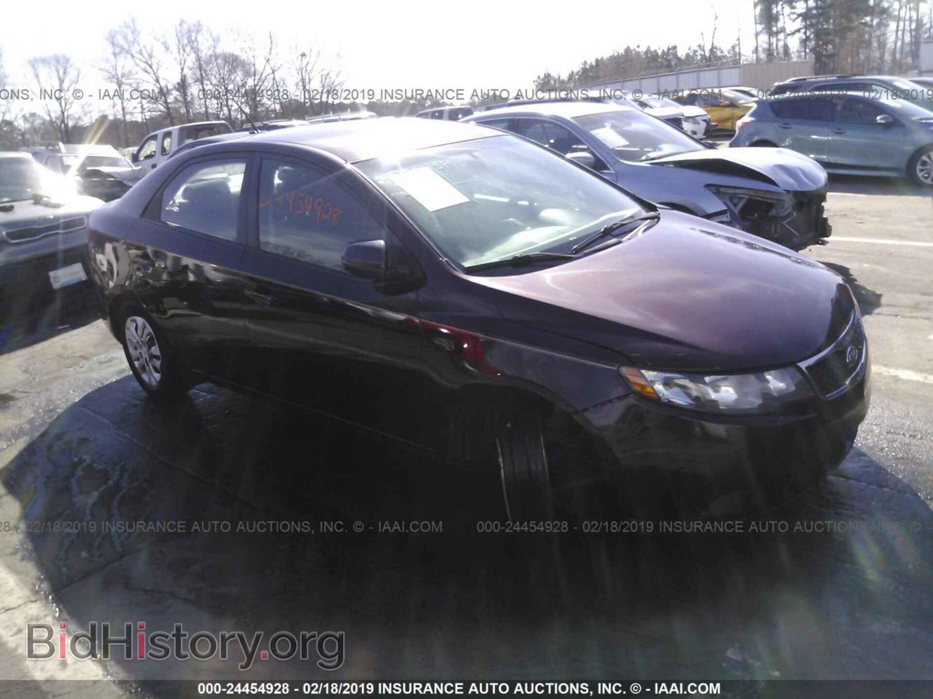 Фотография KNAFU4A21B5359110 - KIA FORTE 2011