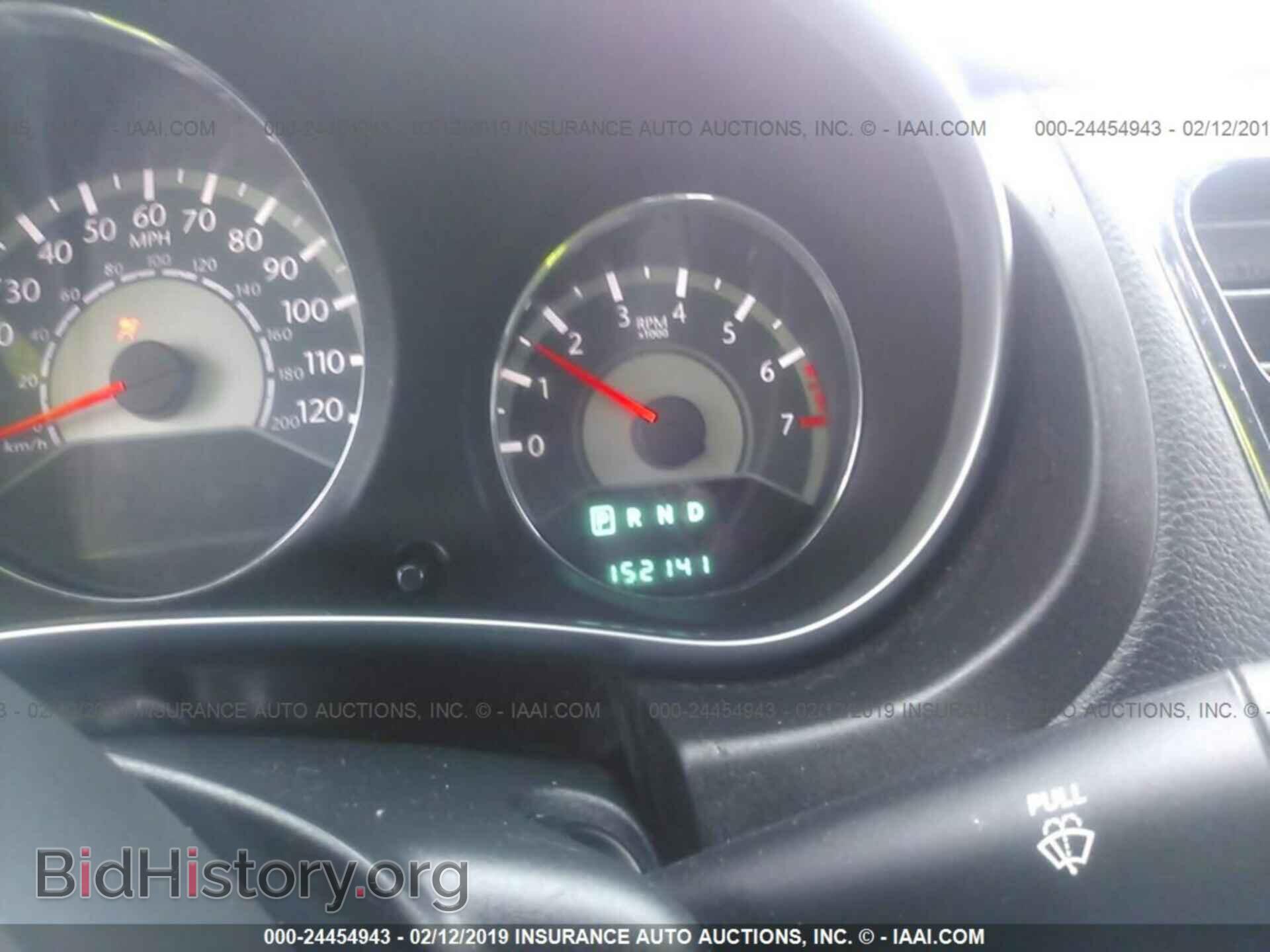 2011 CHRYSLER 200 - VIN: 1C3BC2FB5BN525733 - Photo 7
