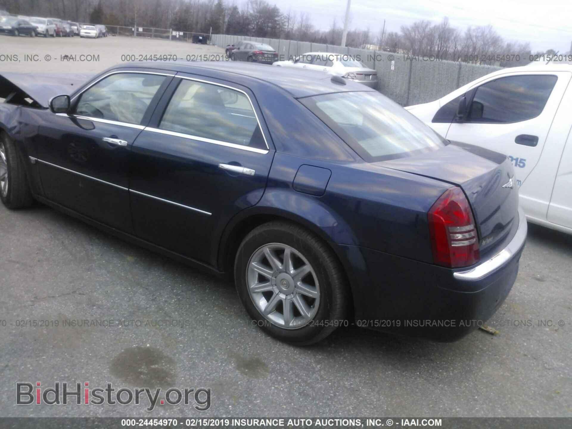 2005 CHRYSLER 300C - VIN: 2C3AA63H65H519342 - Photo 3