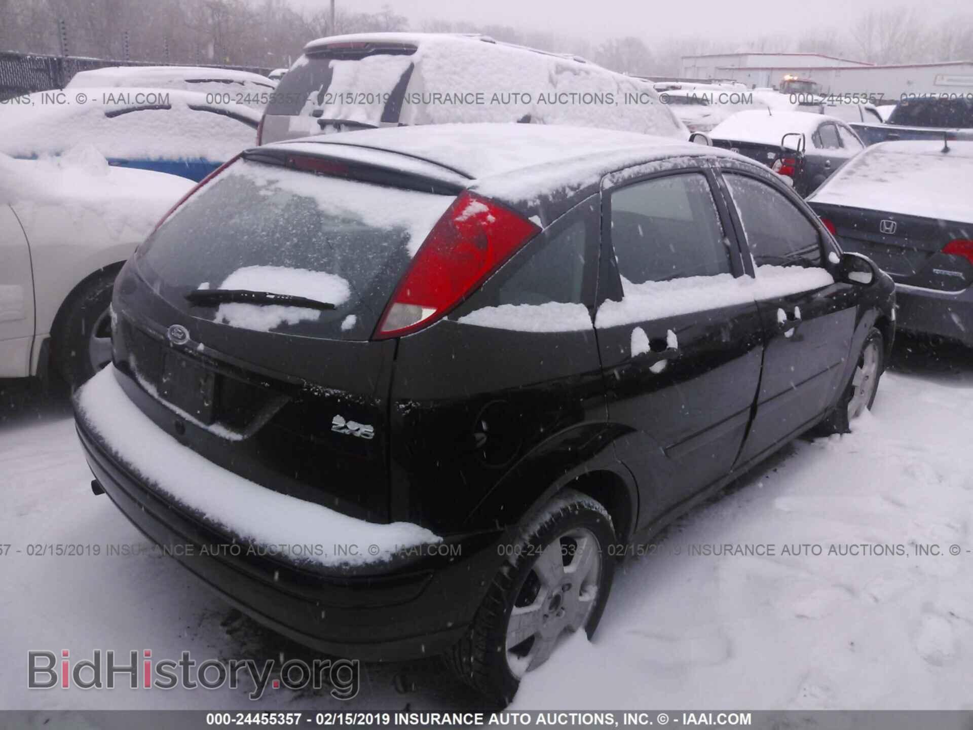 2005 FORD FOCUS - VIN: 3FAFP37N35R150304 - Фото 4