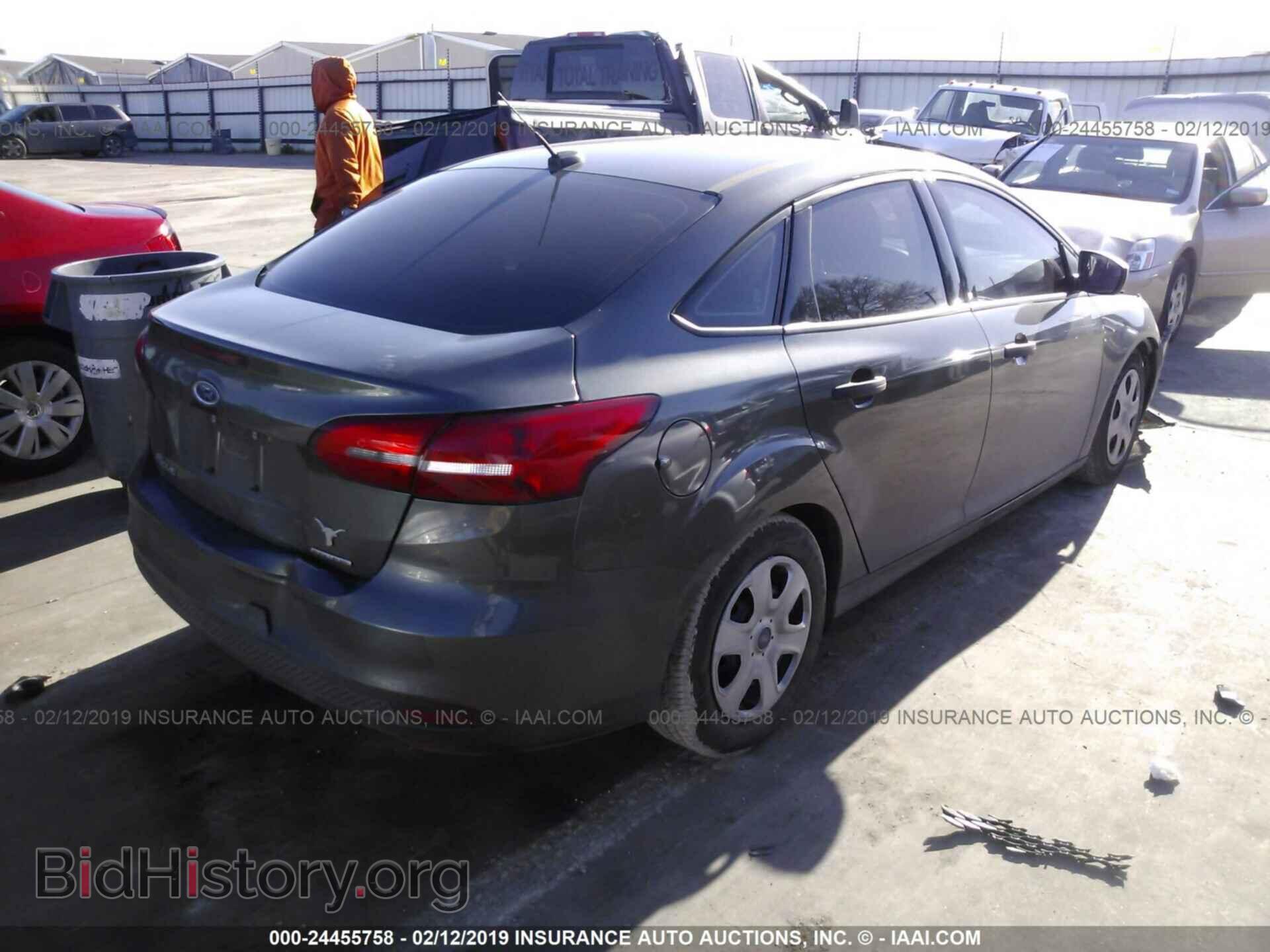 2016 FORD FOCUS - VIN: 1FADP3E29GL328668 - Photo 4