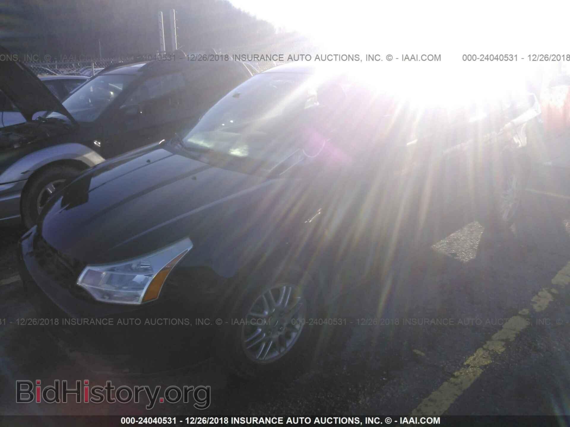 2011 FORD FOCUS - VIN: 1FAHP3FN4BW195075 - Фото 2