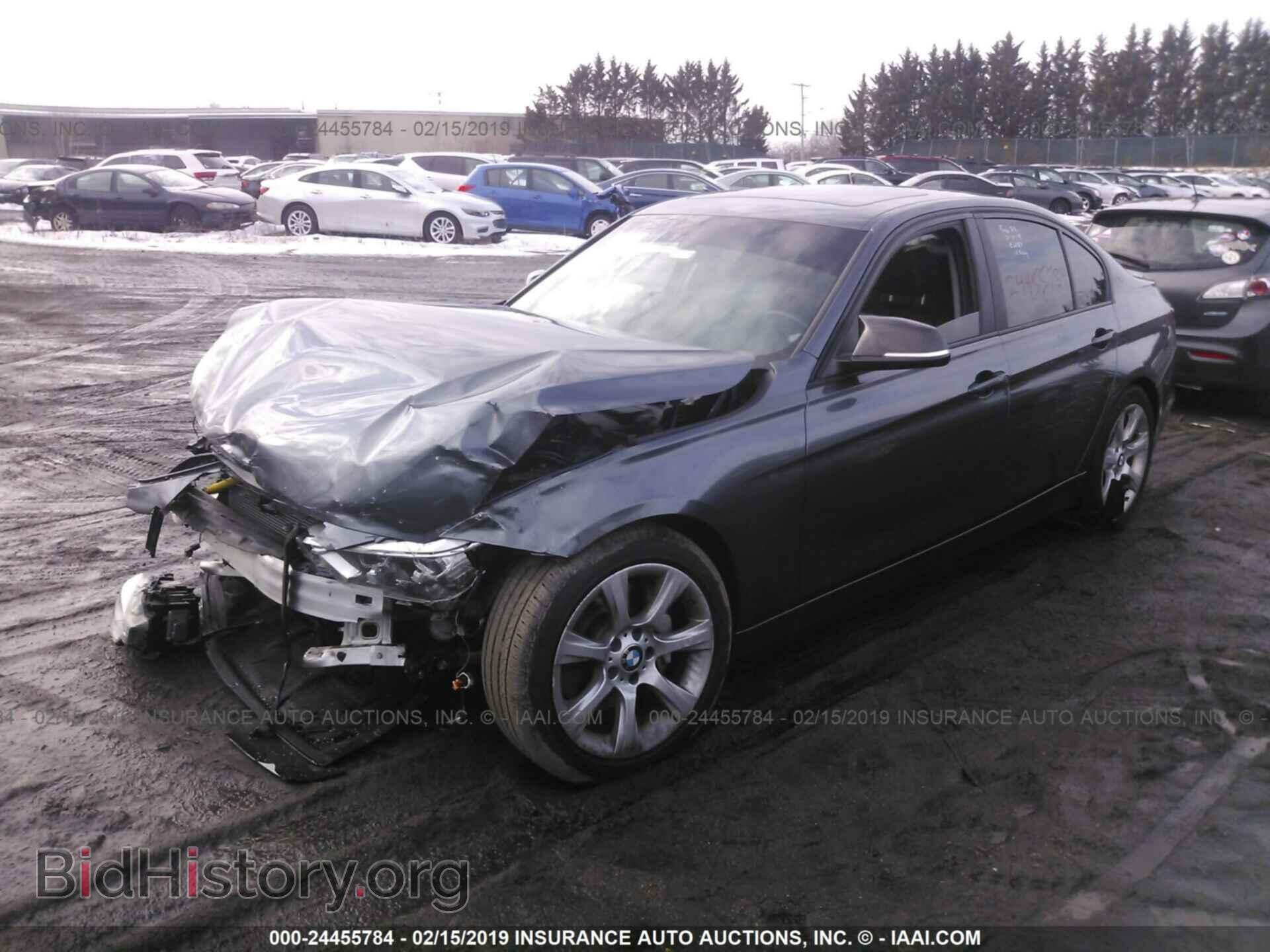 2014 BMW 335 - VIN: WBA3A9G52ENS65199 - Фото 2