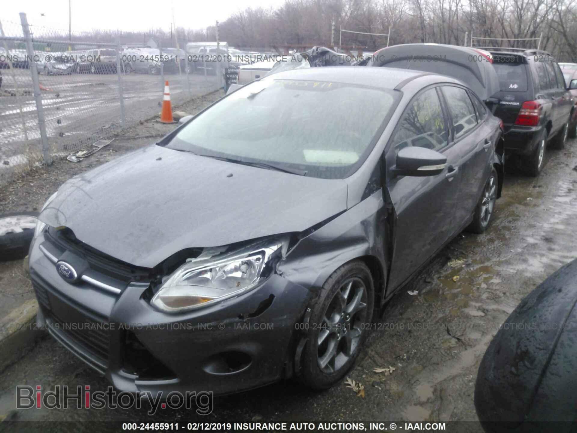 2014 FORD FOCUS - VIN: 1FADP3F2XEL296468 - Фото 2