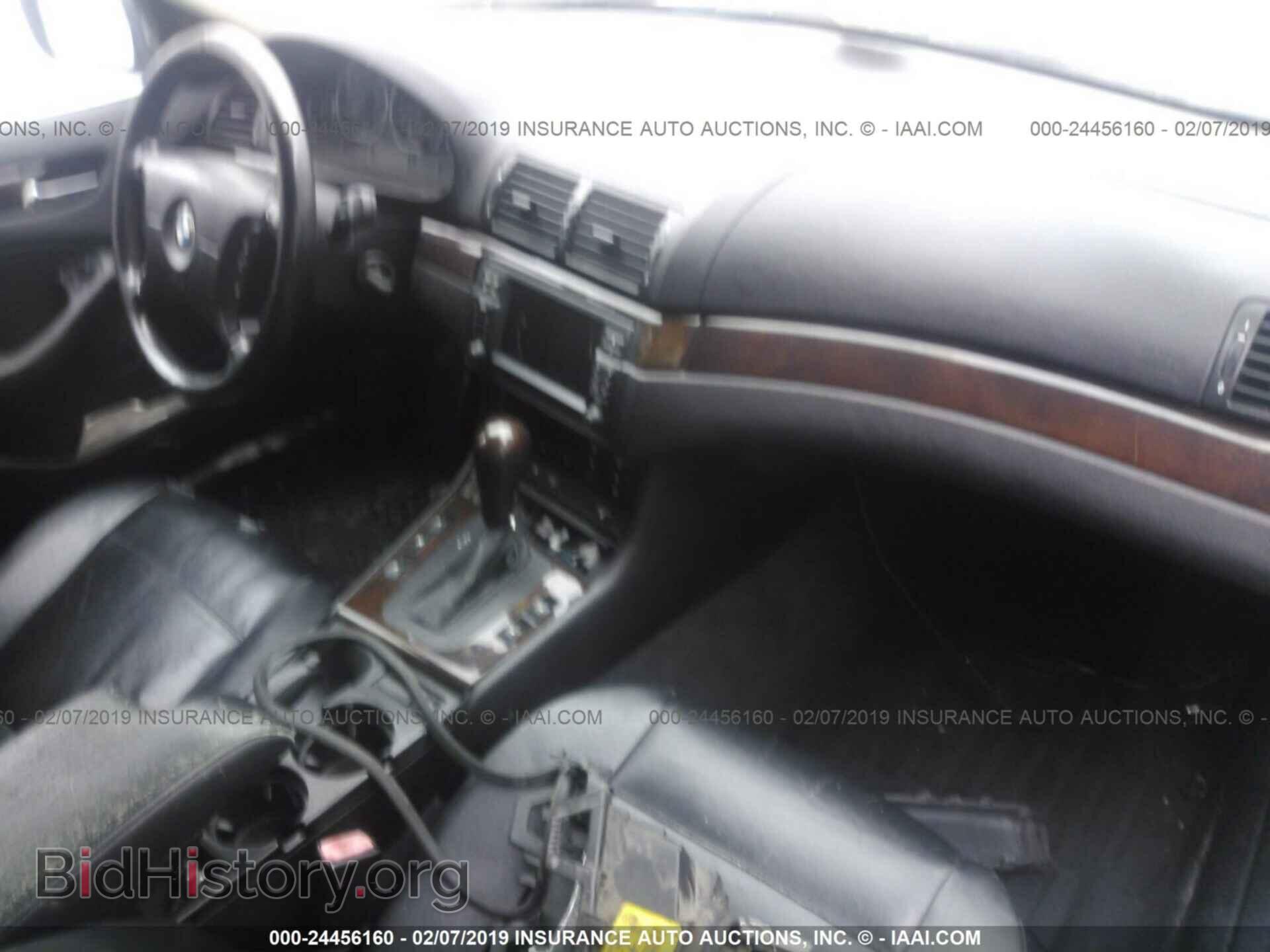 2004 BMW 330 - VIN: WBAEW53444PN35827 - Фото 5