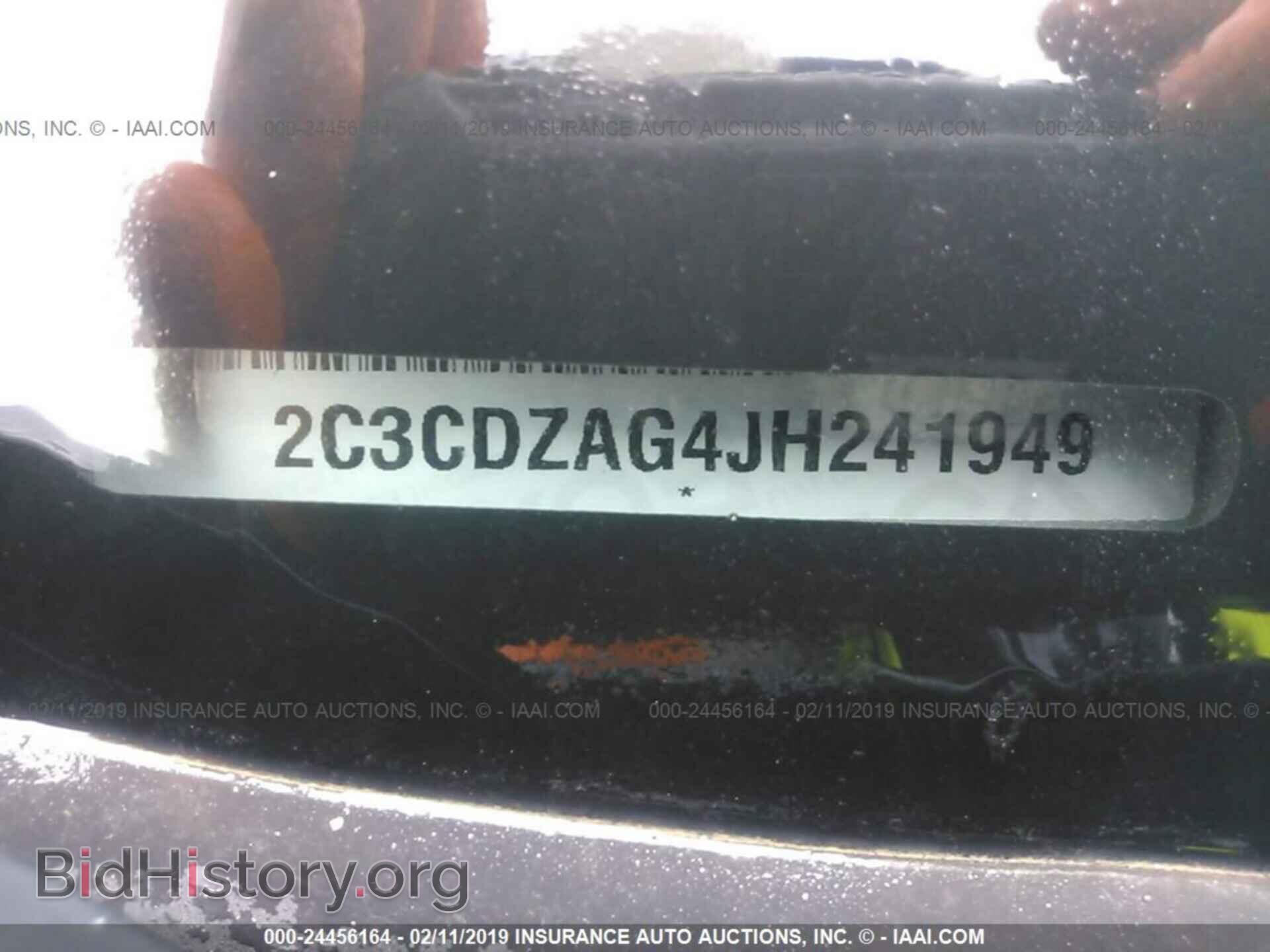 2018 DODGE CHALLENGER - VIN: 2C3CDZAG4JH241949 - Фото 9