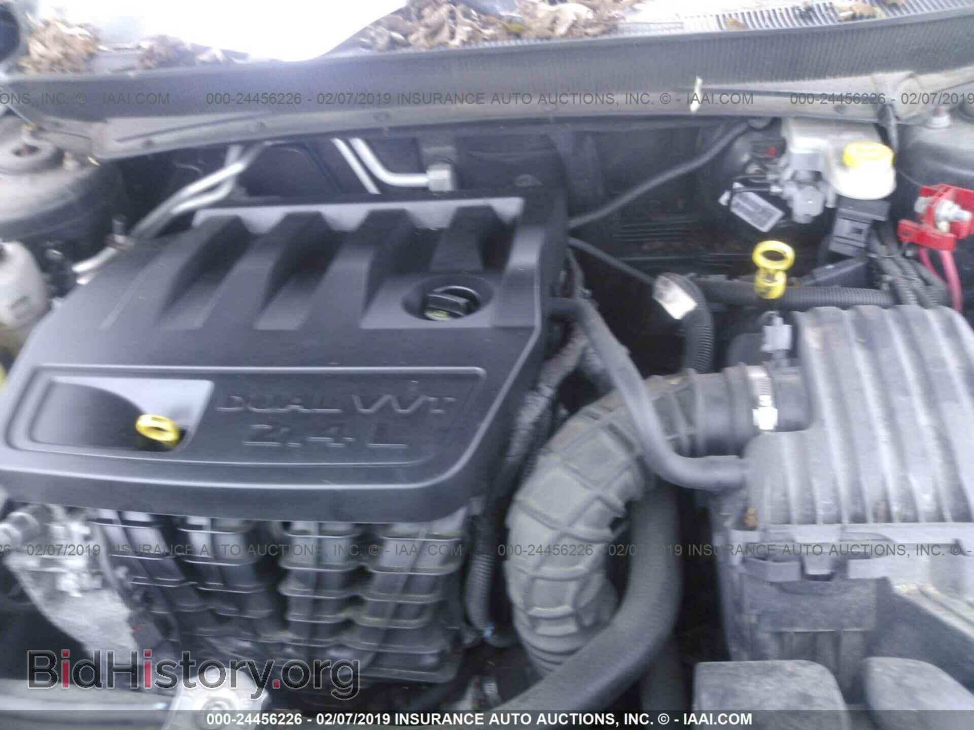 2009 CHRYSLER SEBRING - VIN: 1C3LC56B49N518062 - Фото 10