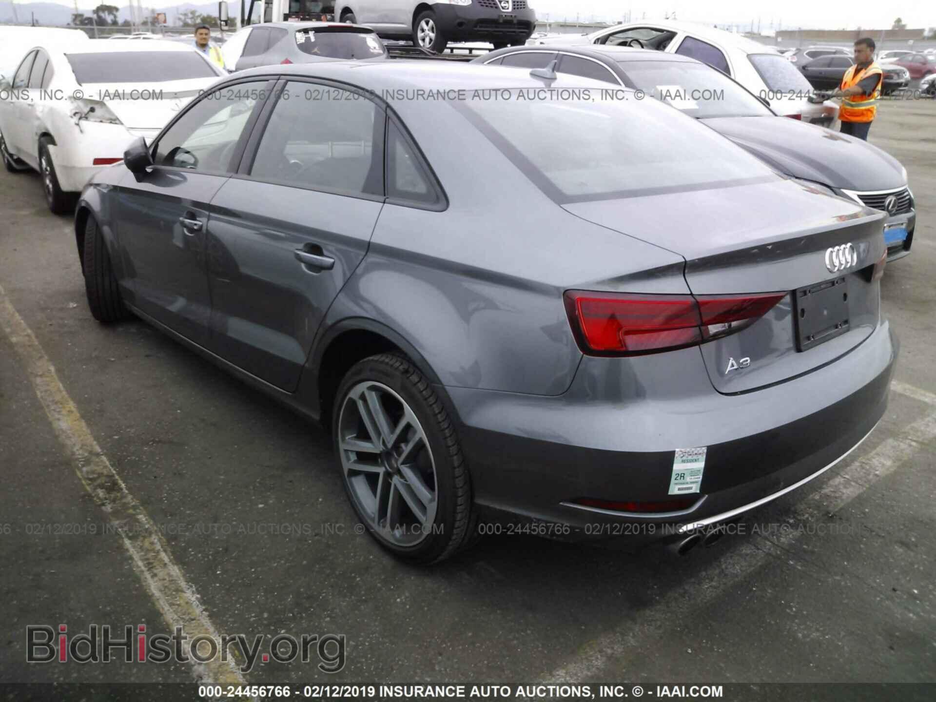 2018 AUDI A3 - VIN: WAUAUGFF5J1026924 - Фото 3
