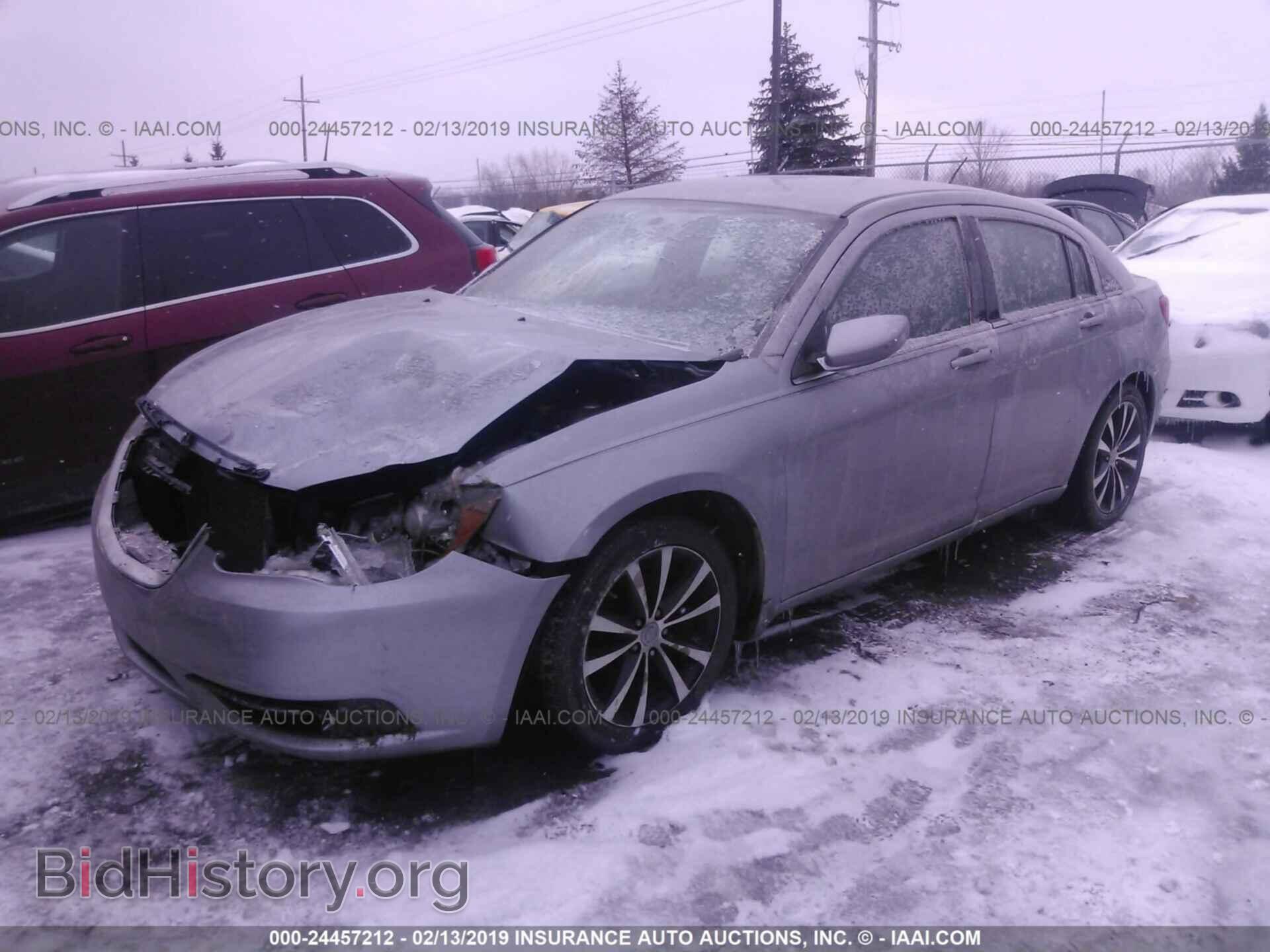 2013 CHRYSLER 200 - VIN: 1C3CCBBG6DN744936 - Photo 2