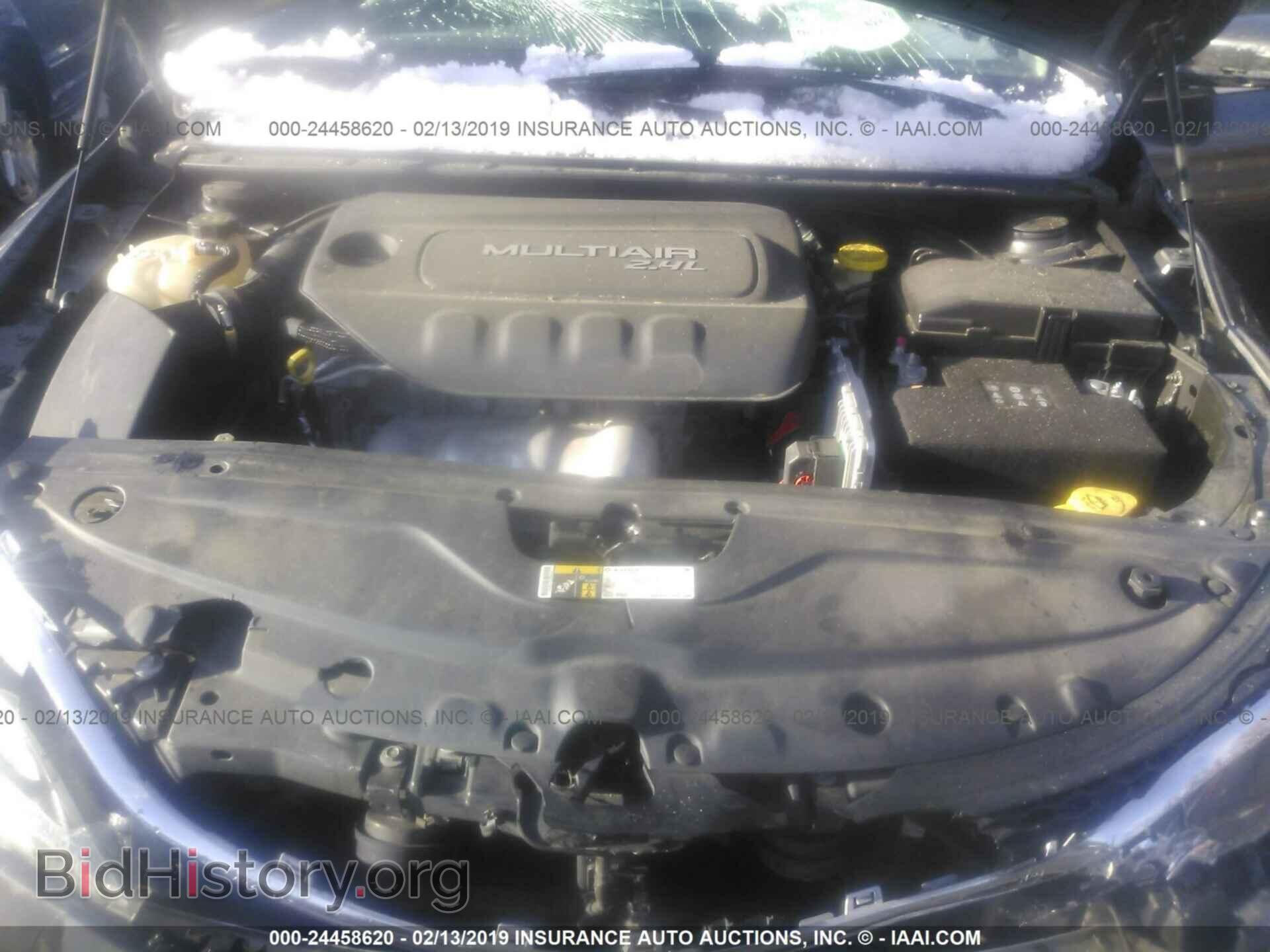 2015 CHRYSLER 200 - VIN: 1C3CCCAB7FN757807 - Фото 10