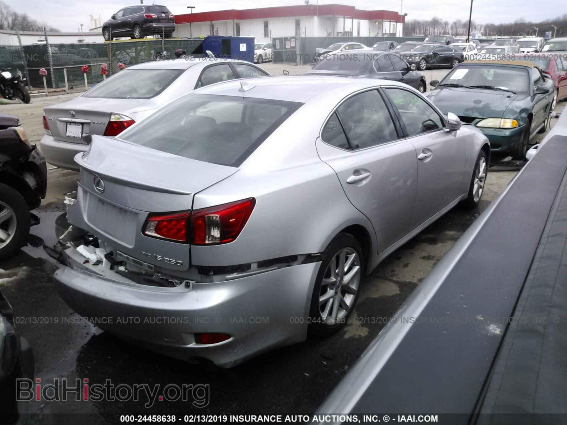 2011 LEXUS IS - VIN: JTHCF5C20B5049340 - Photo 4
