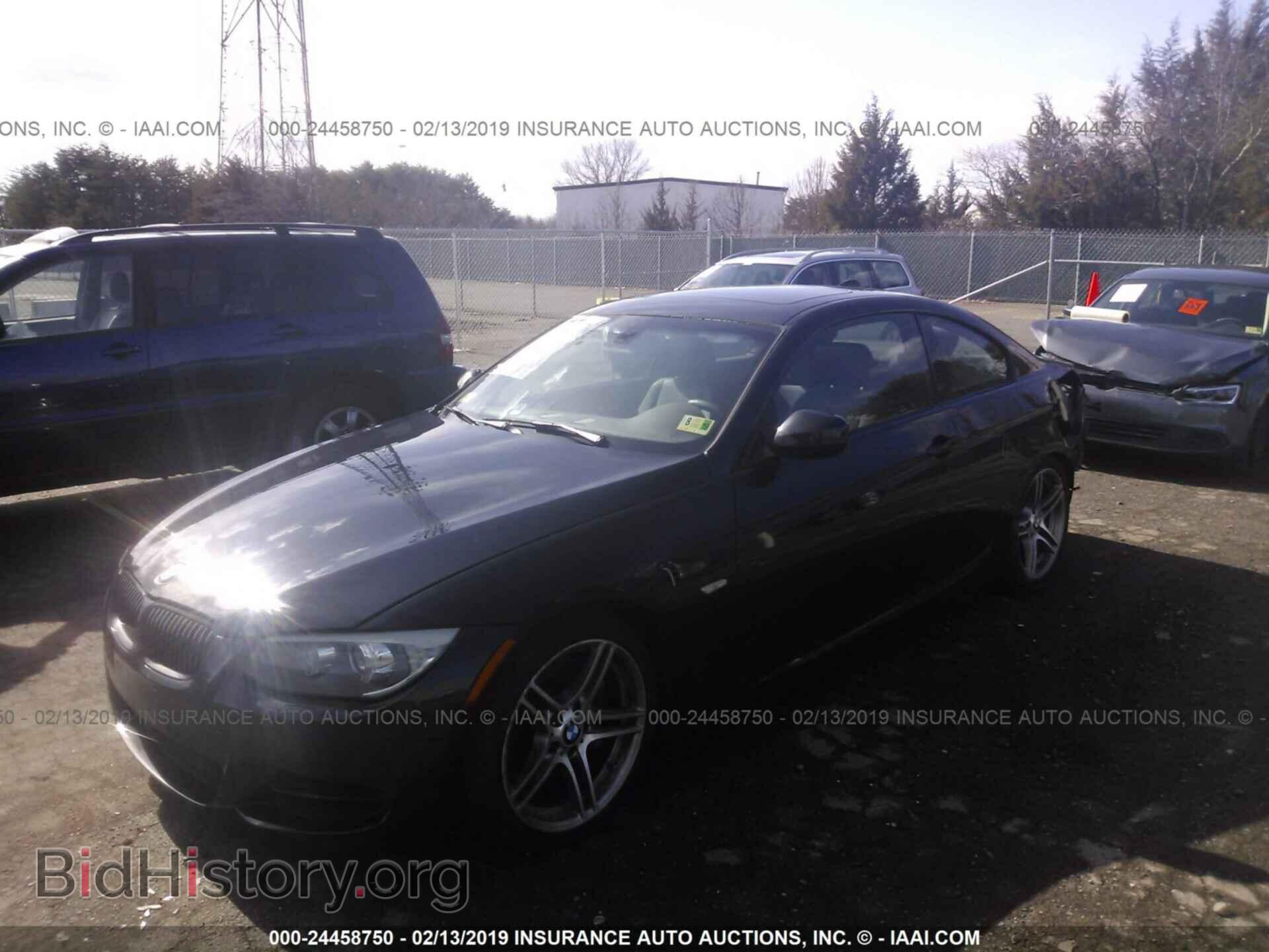 2011 BMW 335 - VIN: WBAKG1C51BE618254 - Фото 2