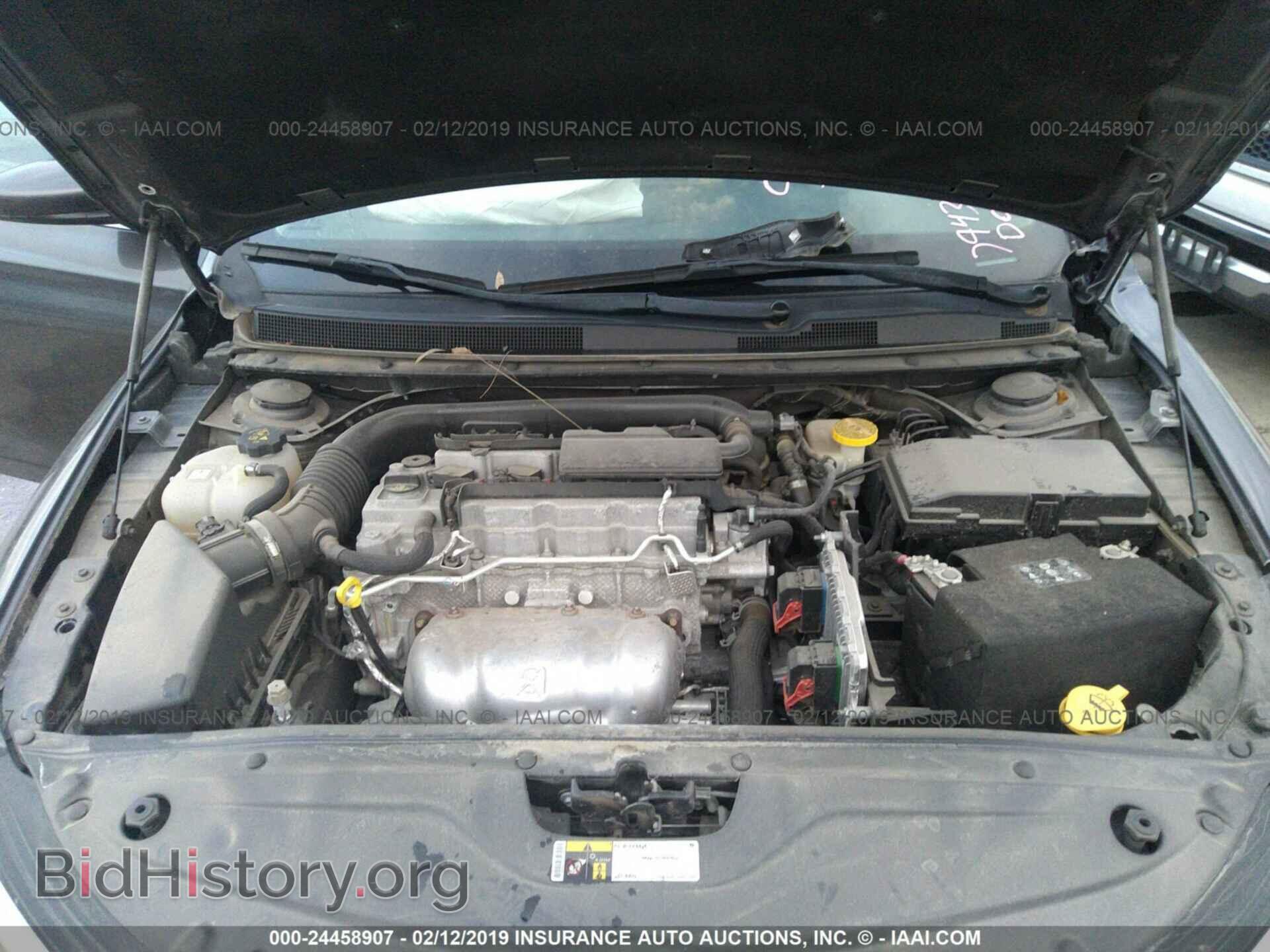 2016 CHRYSLER 200 - VIN: 1C3CCCFB4GN179434 - Photo 10