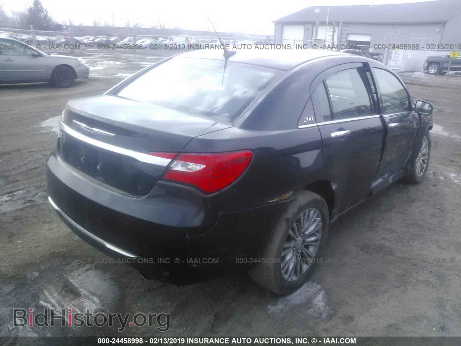 2011 CHRYSLER 200 - VIN: 1C3BC2FG1BN518466 - Photo 4