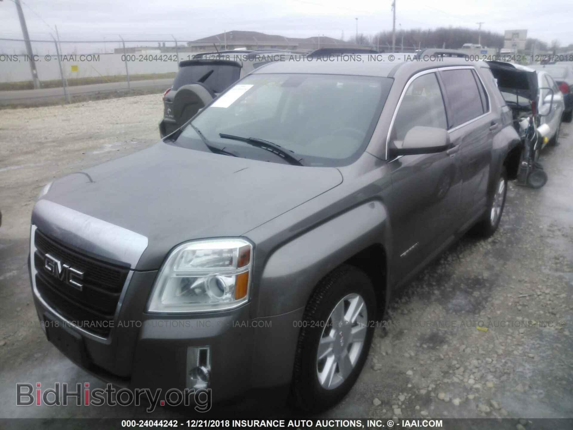 2011 GMC TERRAIN - VIN: 2CTFLTEC4B6467877 - Photo 2