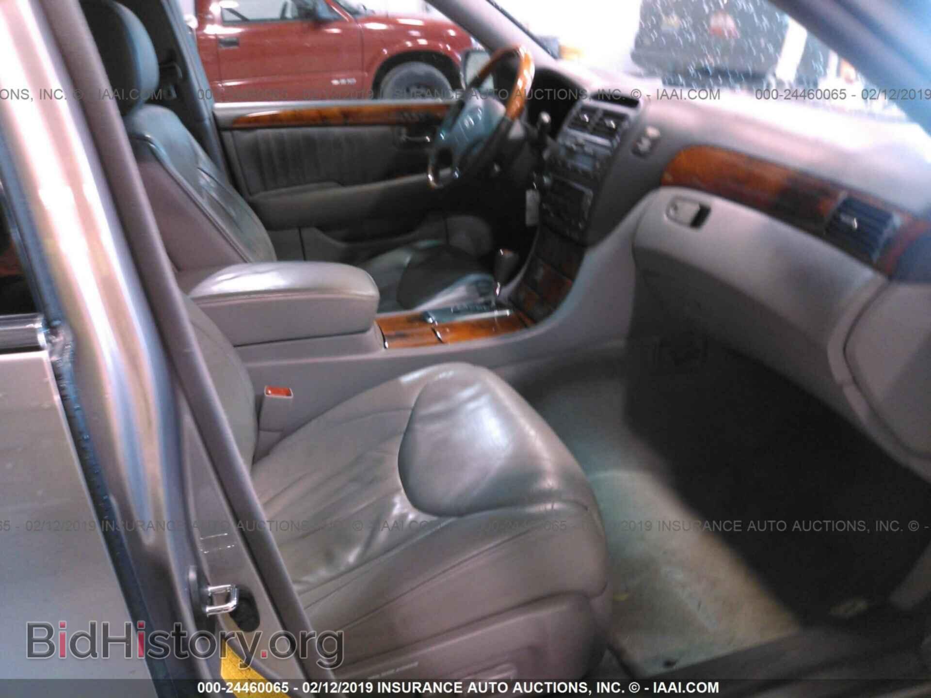 2001 LEXUS LS - VIN: JTHBN30F010016442 - Photo 5