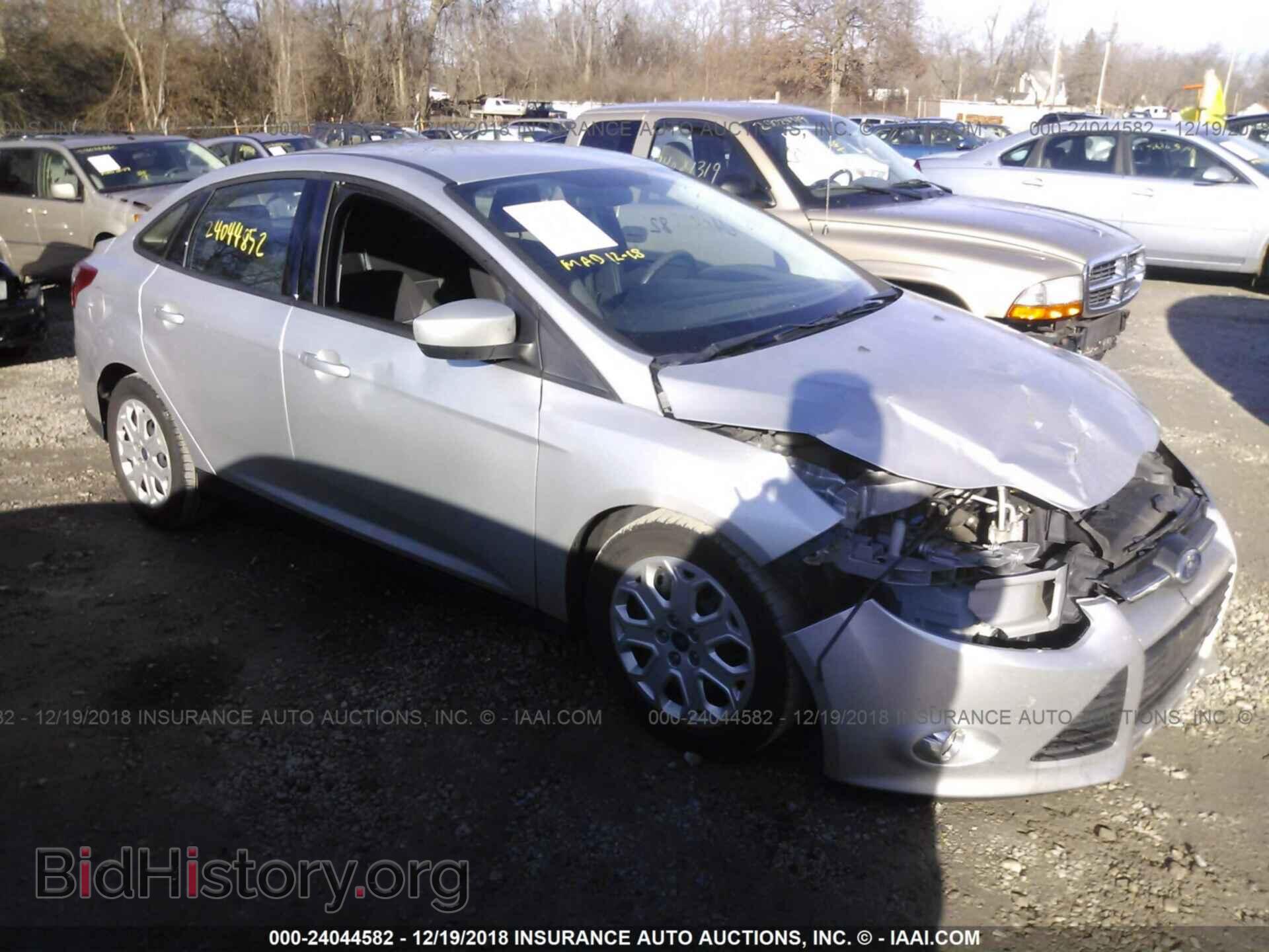 Photo 1FAHP3F22CL211749 - FORD FOCUS 2012
