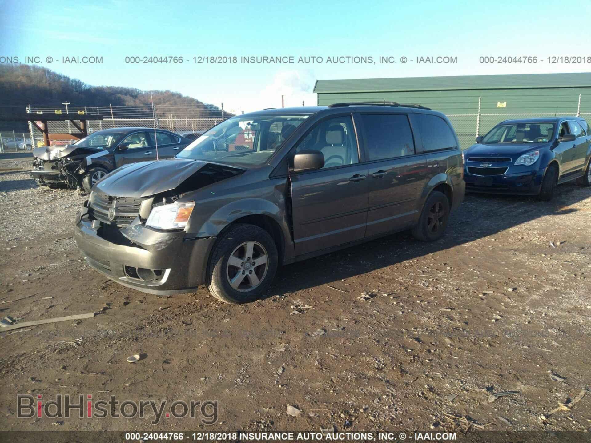 2010 DODGE GRAND CARAVAN - VIN: 2D4RN3D13AR384881 - Фото 2