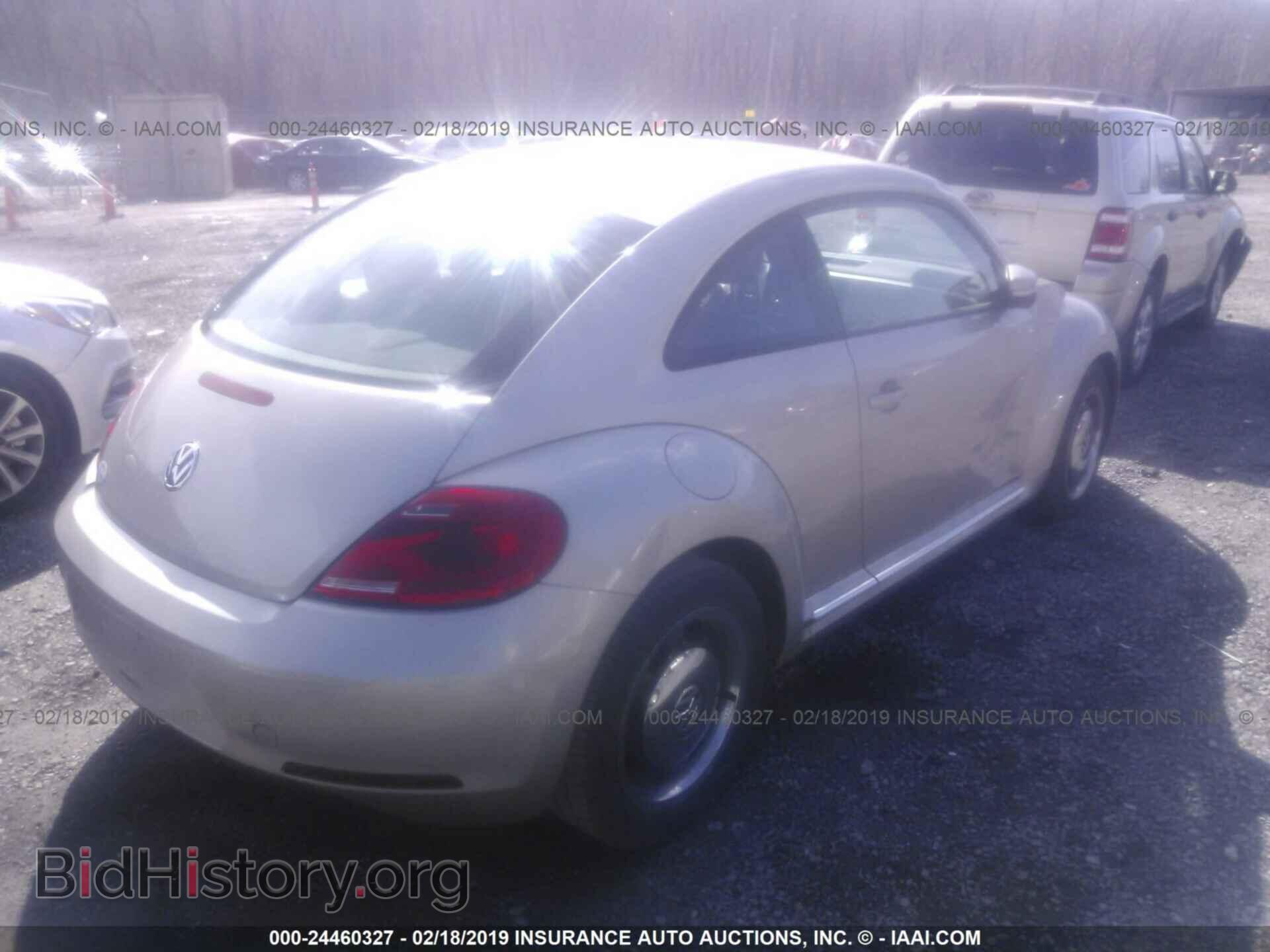 2012 VOLKSWAGEN BEETLE - VIN: 3VWJP7AT2CM660752 - Фото 4