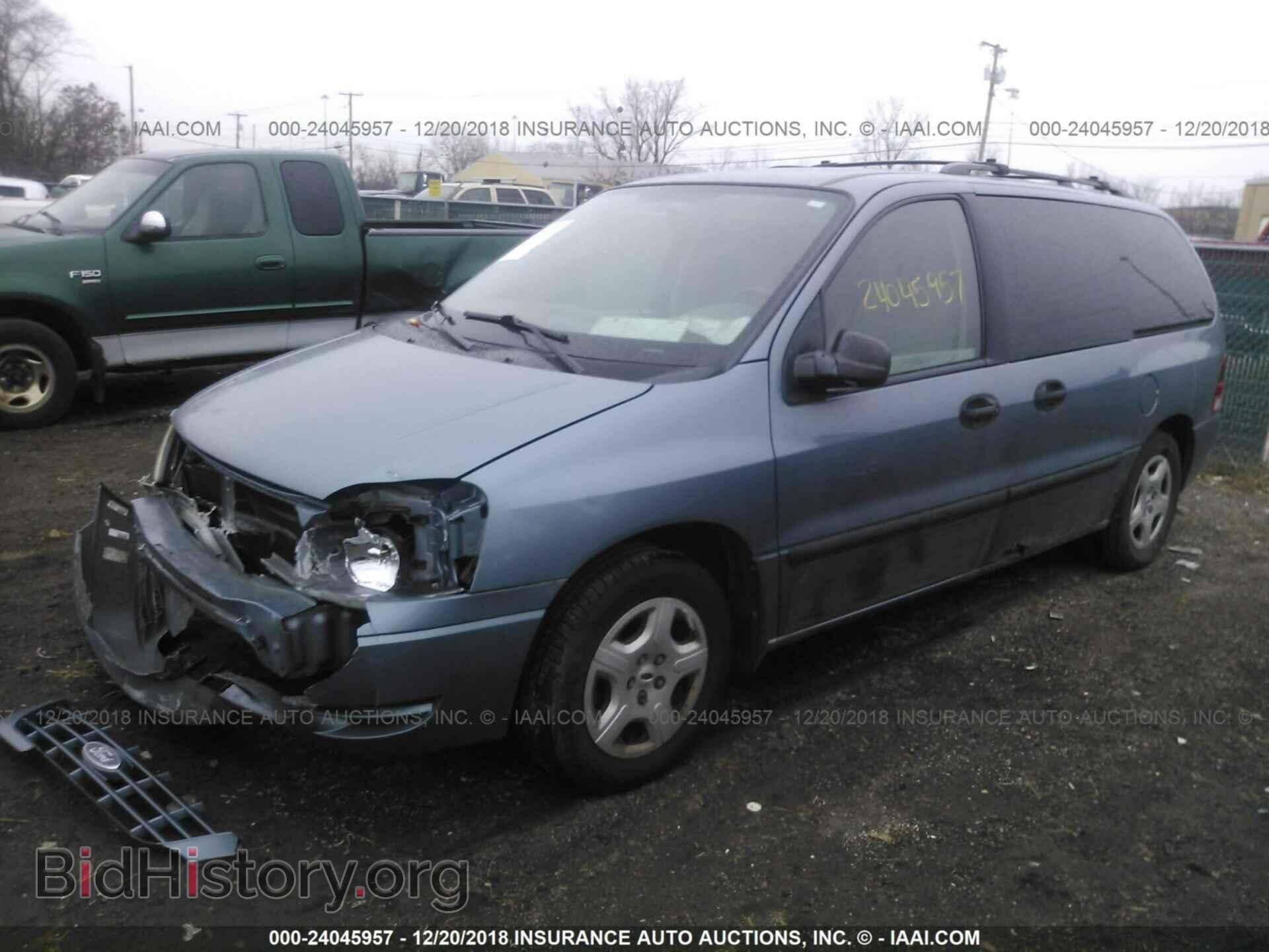 2005 FORD FREESTAR - VIN: 2FMZA51605BA38706 - Фото 2