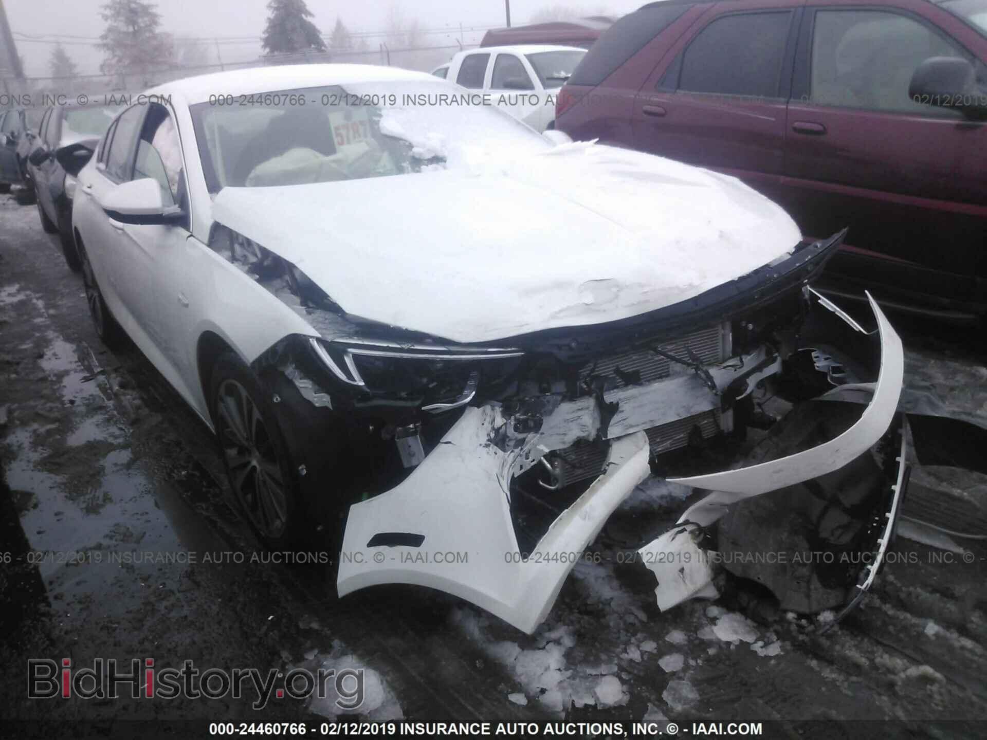 Photo W04GP6SX4J1055161 - BUICK REGAL 2018
