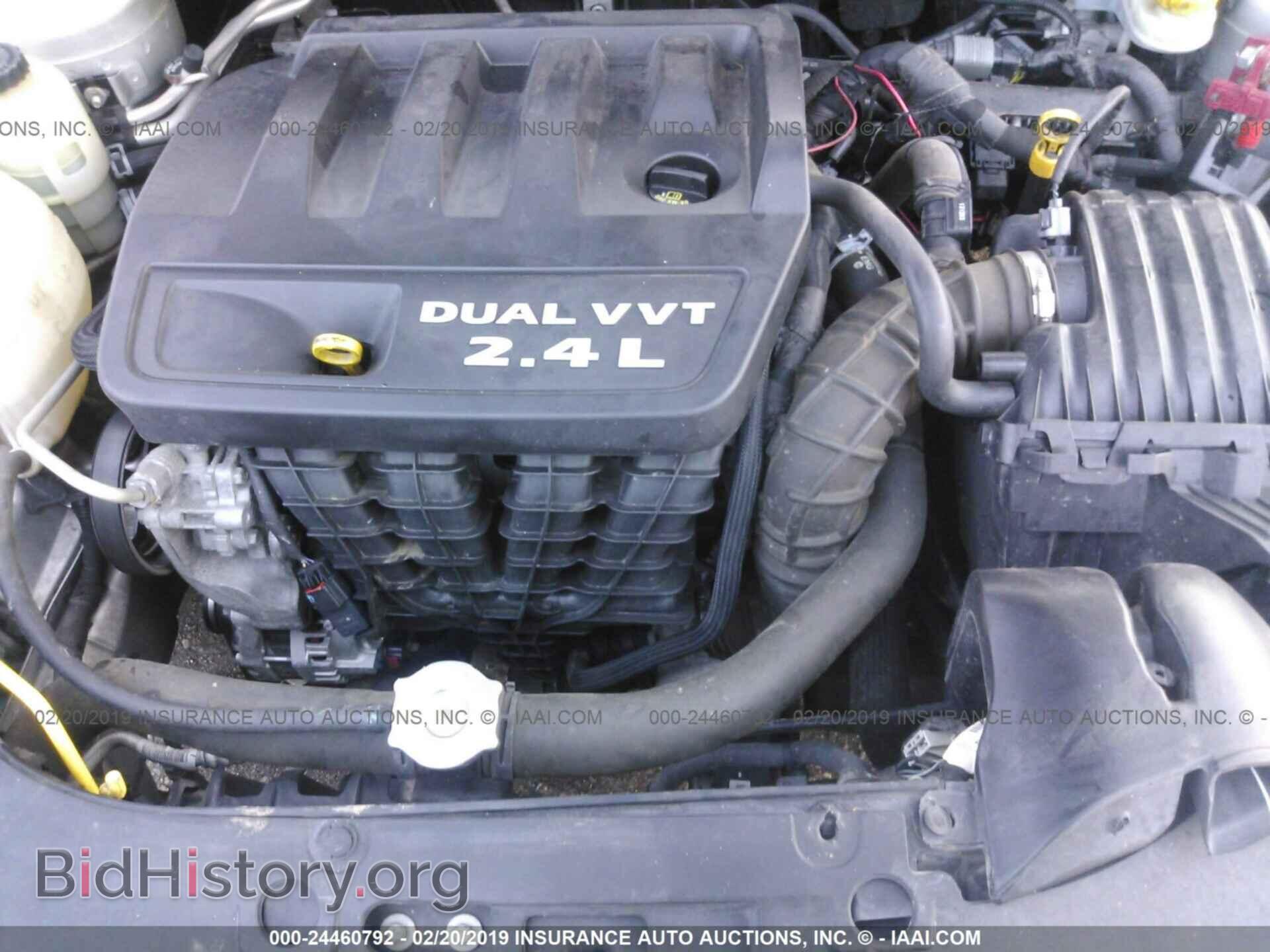 2012 CHRYSLER 200 - VIN: 1C3CCBAB5CN330616 - Фото 10
