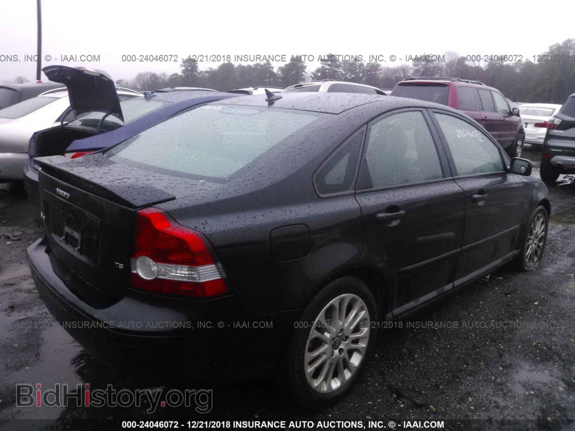 2004 VOLVO S40 - VIN: YV1MS682842019579 - Фото 4