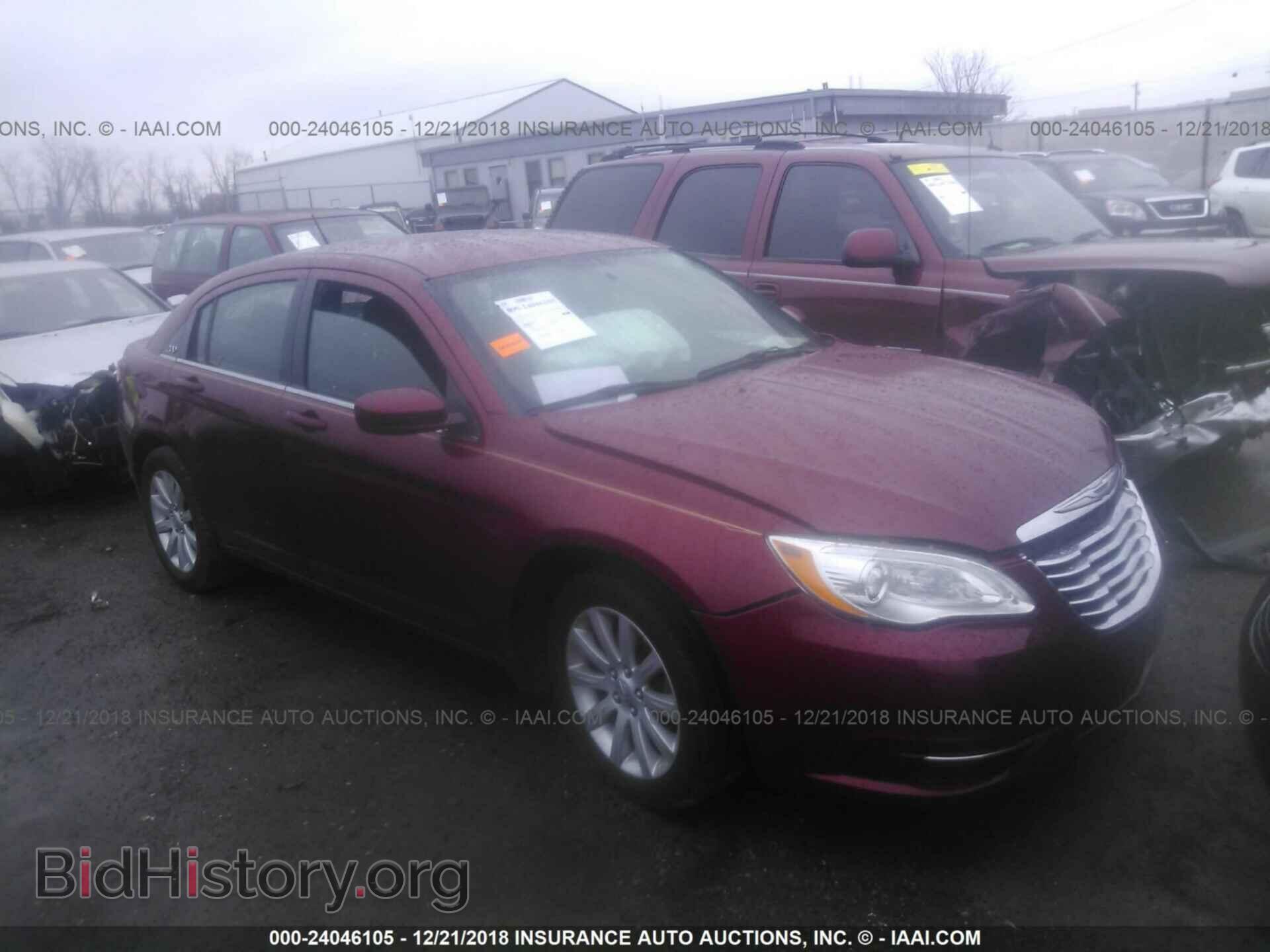 Photo 1C3BC1FB4BN595525 - CHRYSLER 200 2011