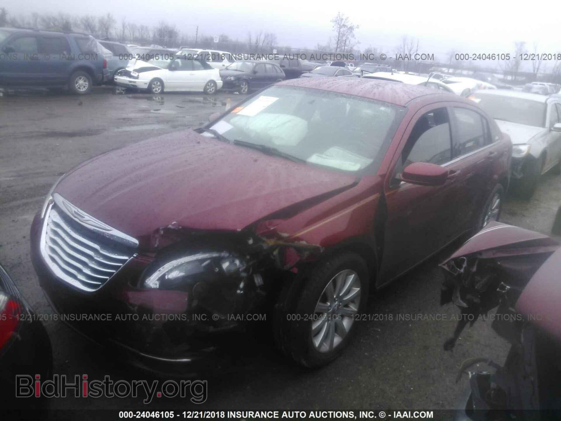 2011 CHRYSLER 200 - VIN: 1C3BC1FB4BN595525 - Photo 2