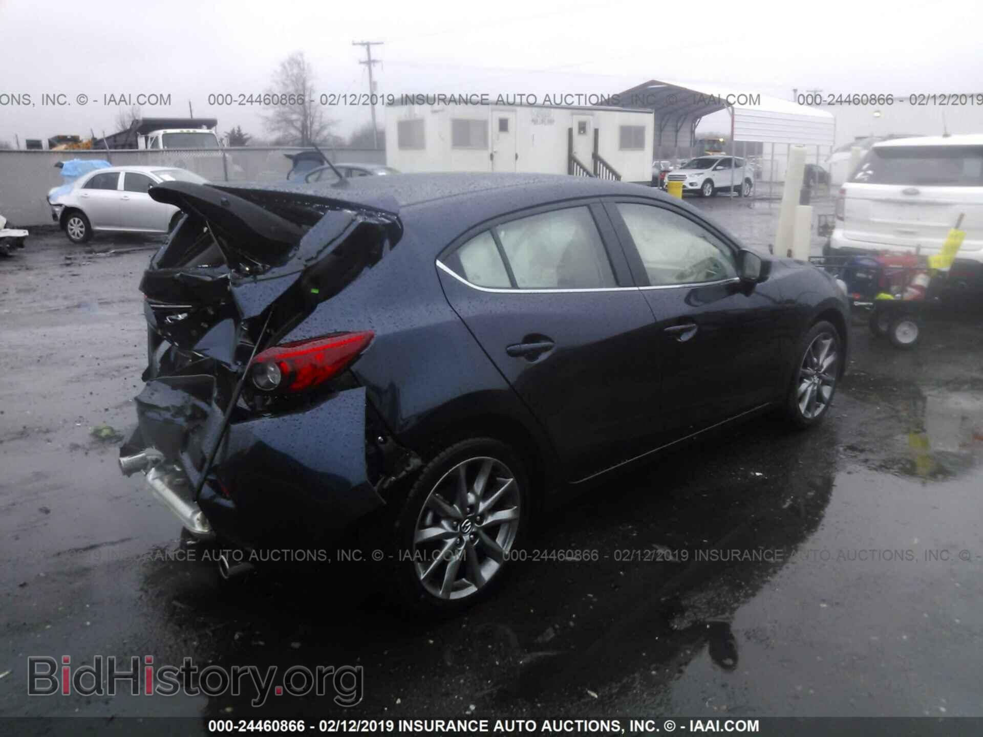 2018 MAZDA 3 - VIN: 3MZBN1L31JM268203 - Фото 4