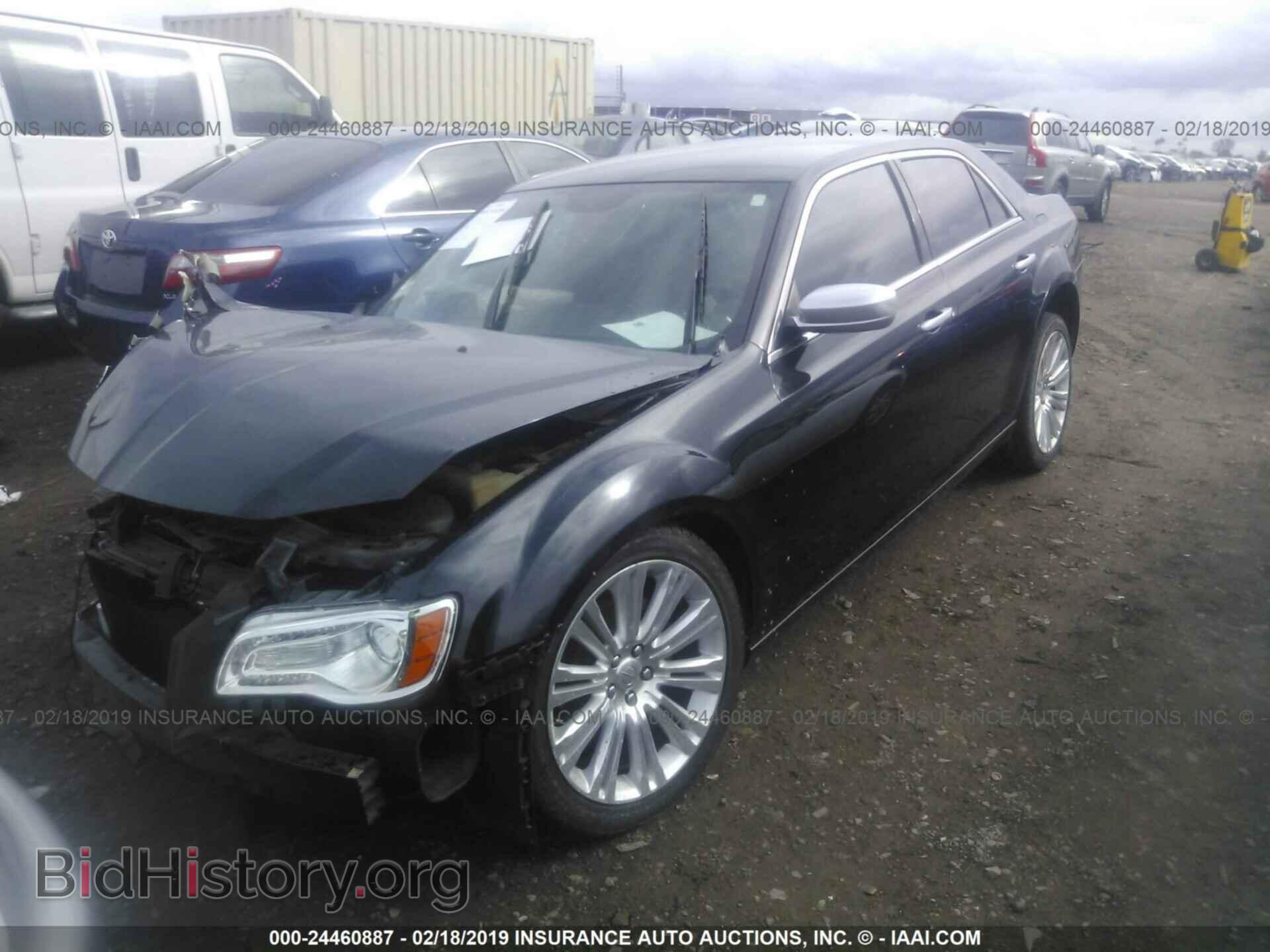 2013 CHRYSLER 300C - VIN: 2C3CCADG7DH703182 - Фото 2
