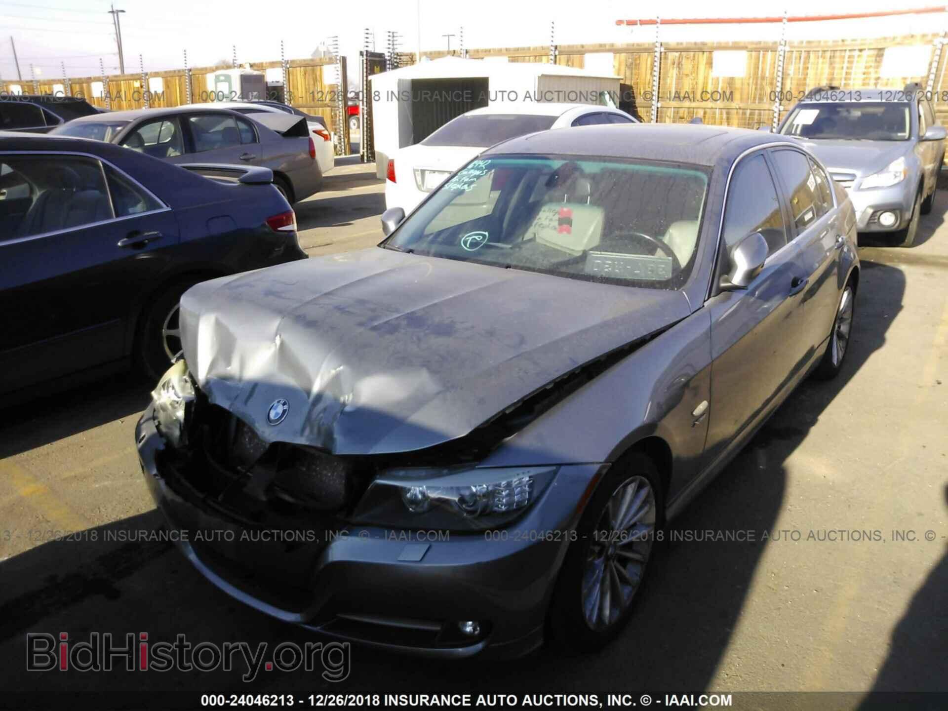 2009 BMW 335 - VIN: WBAPL33509A406721 - Фото 2