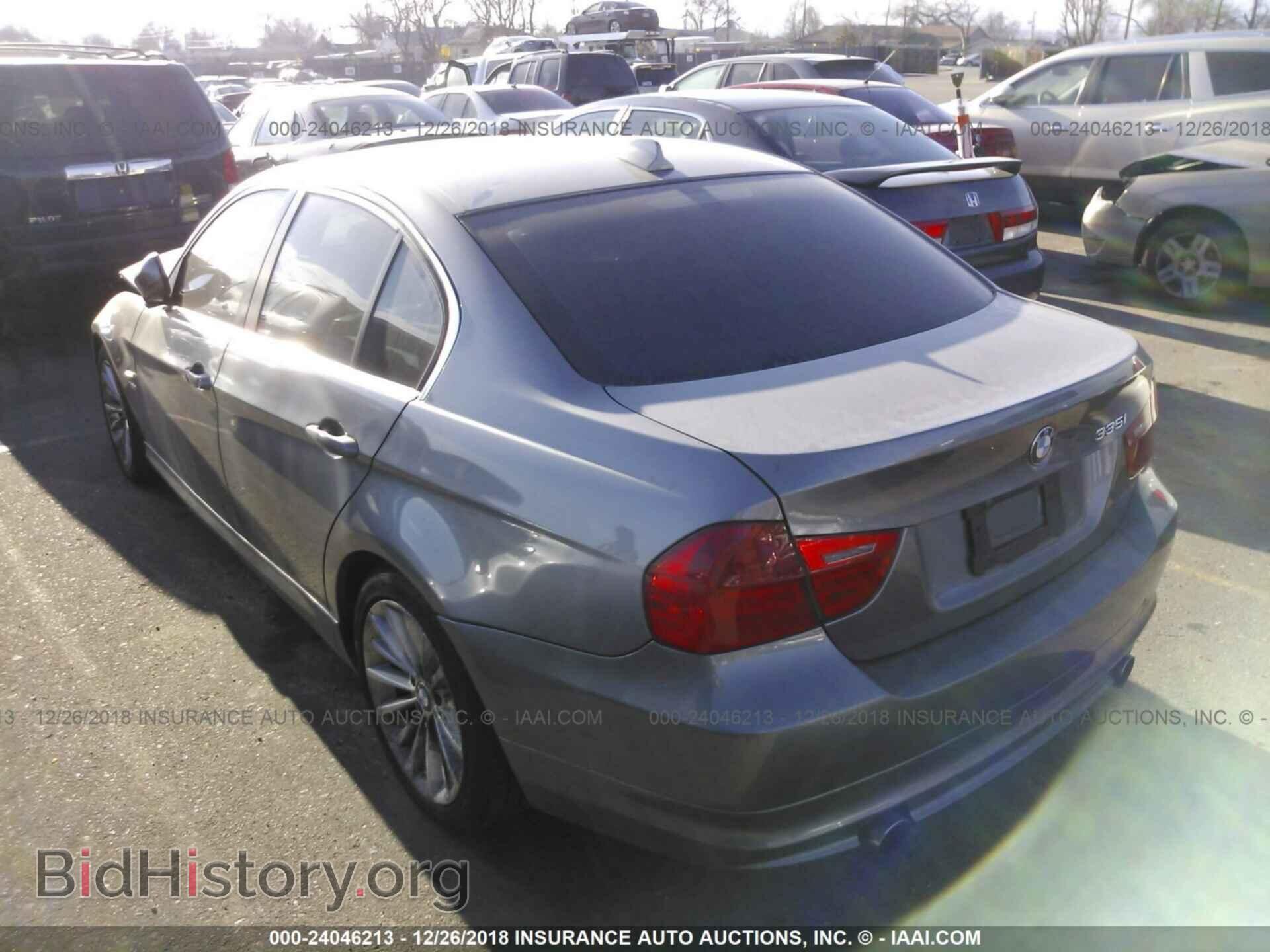 2009 BMW 335 - VIN: WBAPL33509A406721 - Фото 3