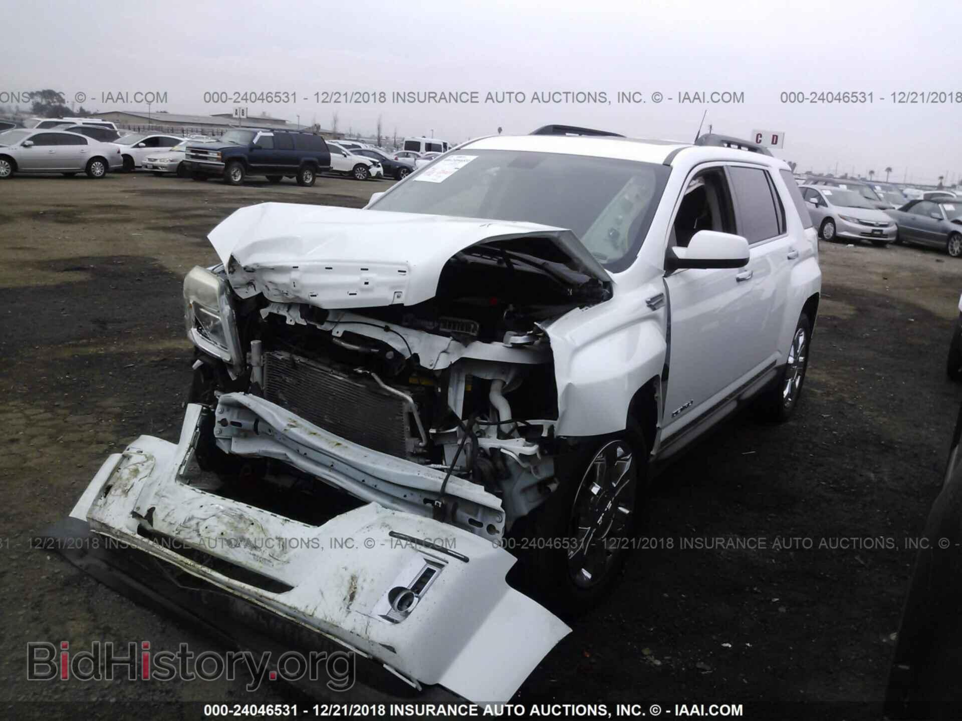 2011 GMC TERRAIN - VIN: 2CTFLSE5XB6284379 - Photo 2