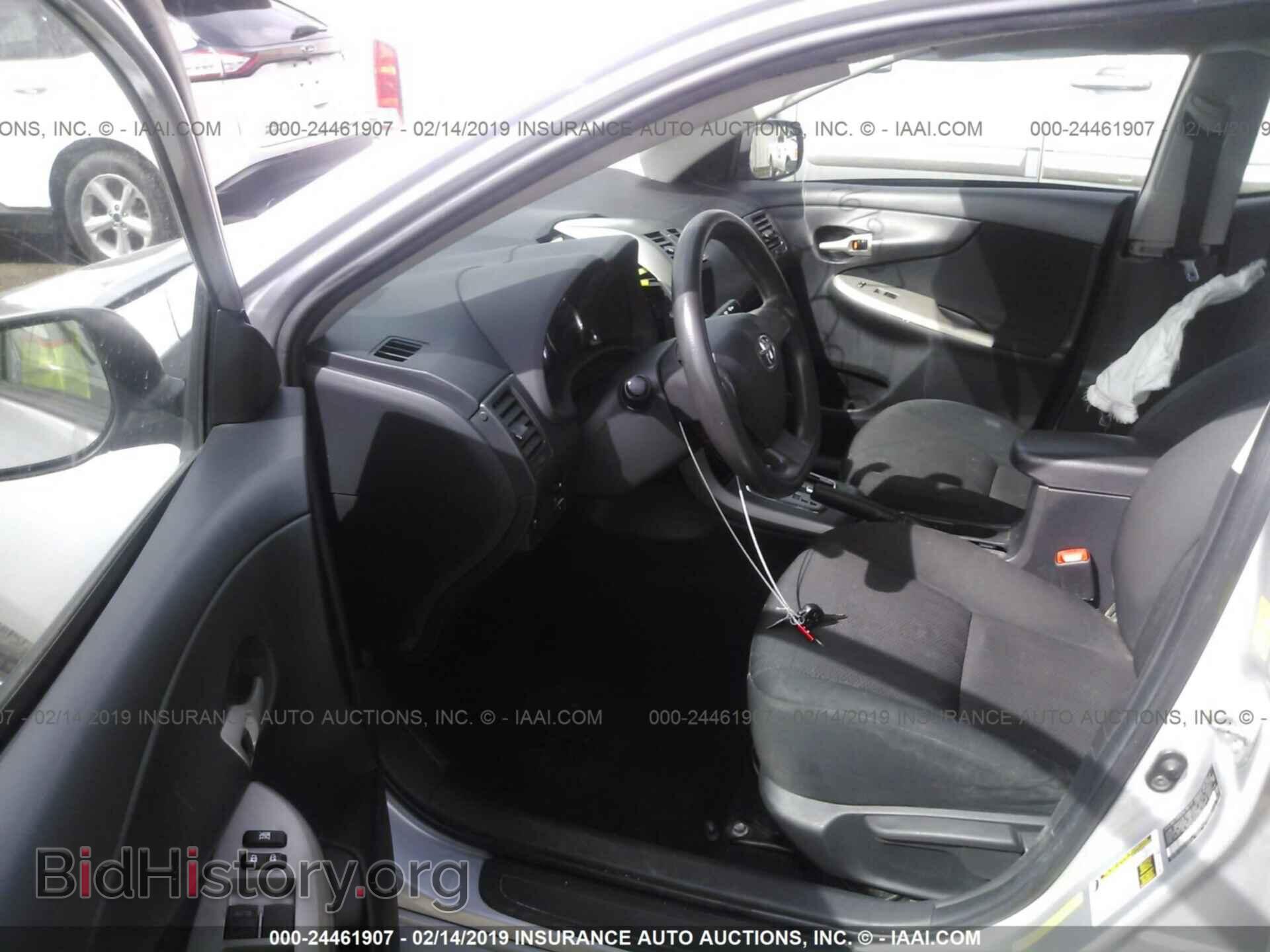 2011 TOYOTA COROLLA - VIN: 2T1BU4EEXBC564045 - Photo 5