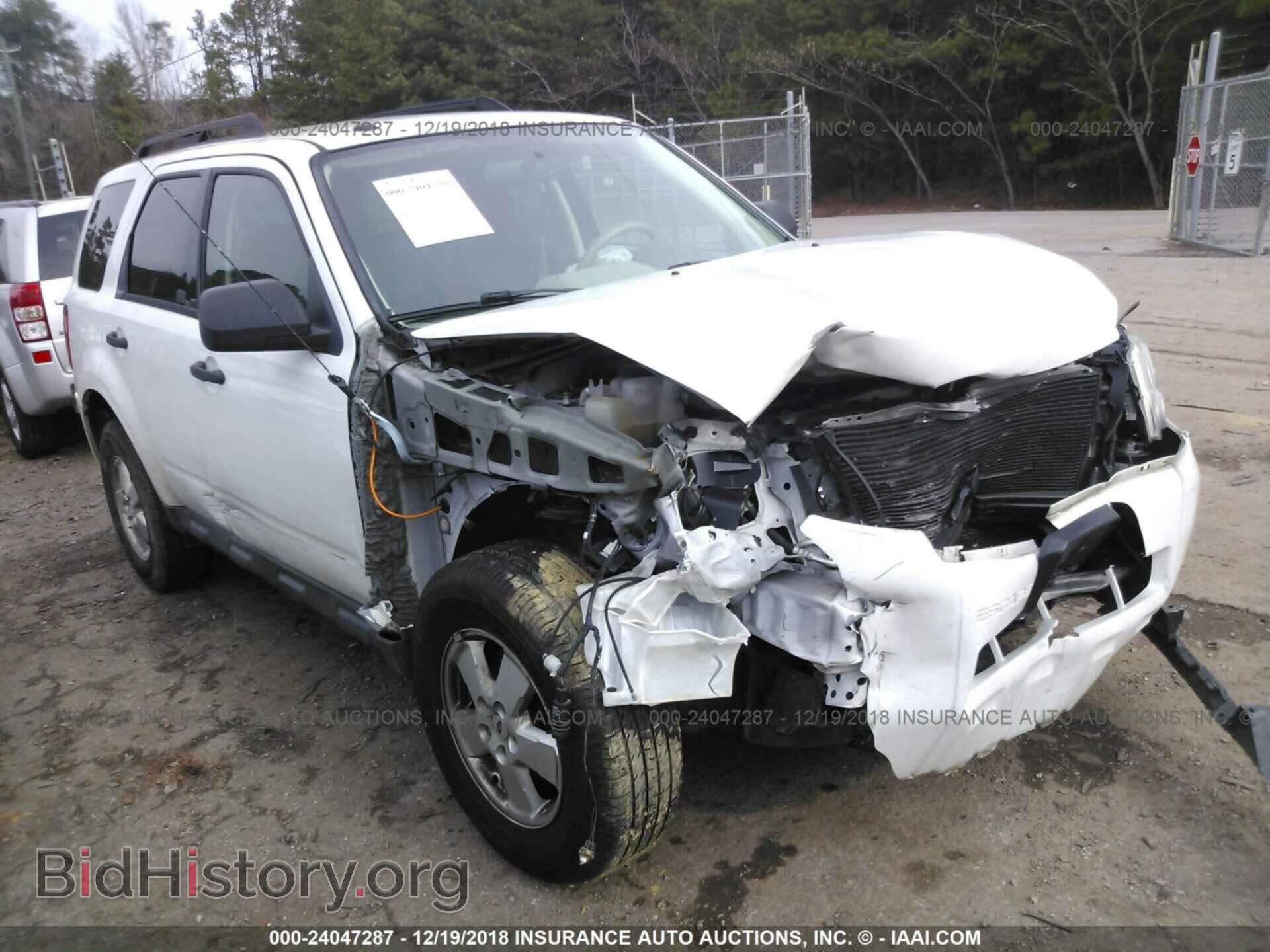 Фотография 1FMCU0D73BKC05954 - FORD ESCAPE 2011