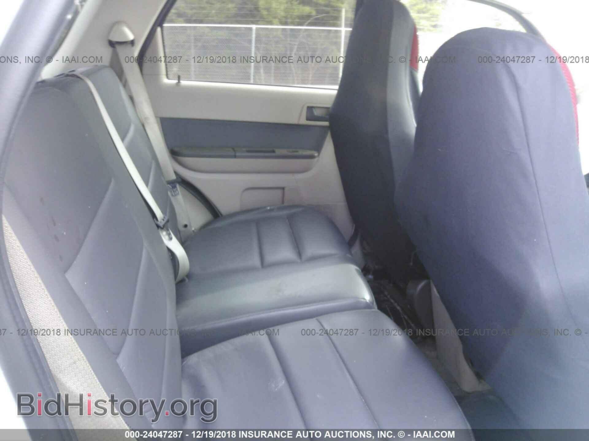 2011 FORD ESCAPE - VIN: 1FMCU0D73BKC05954 - Фото 8
