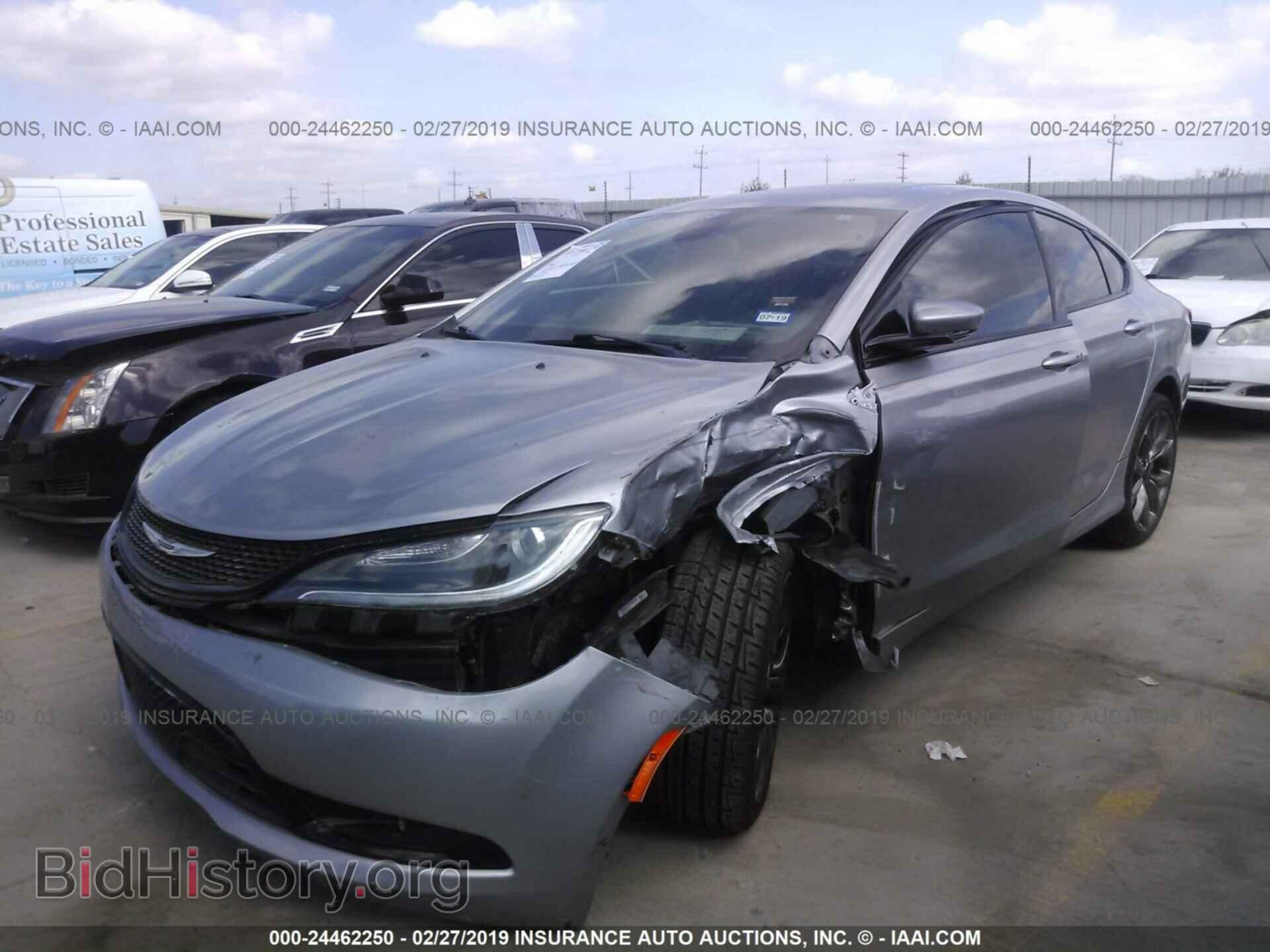 2015 CHRYSLER 200 - VIN: 1C3CCCBG8FN702647 - Photo 2